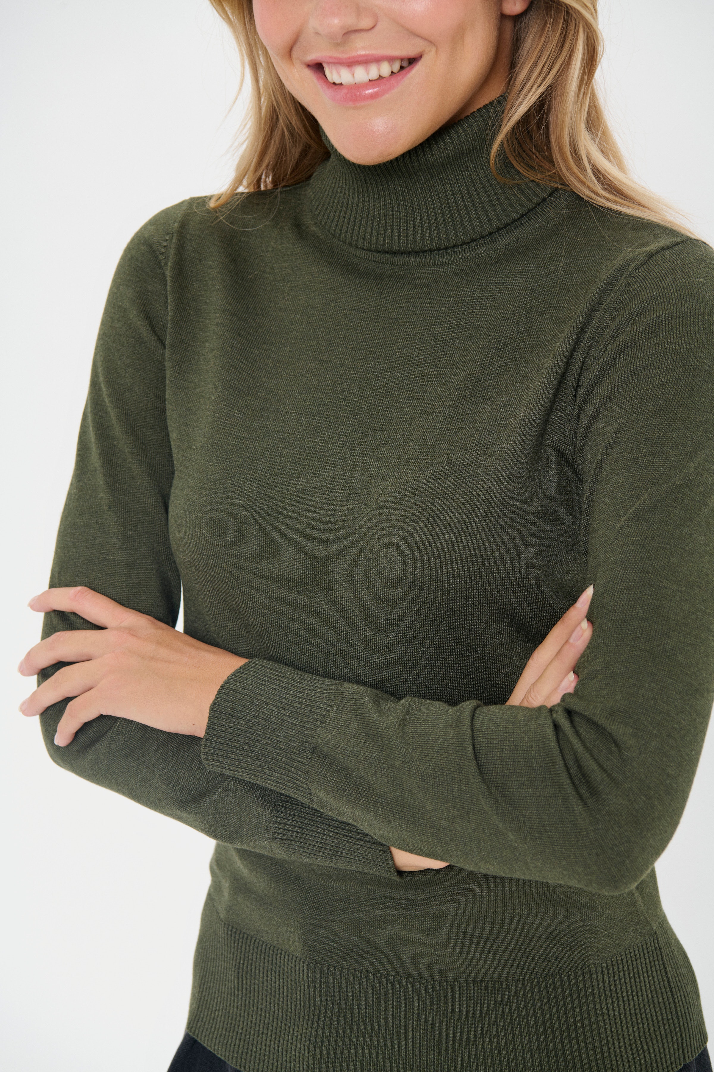 J2046, Pullover LOOKBOOK DETAIL 30500018-1905151