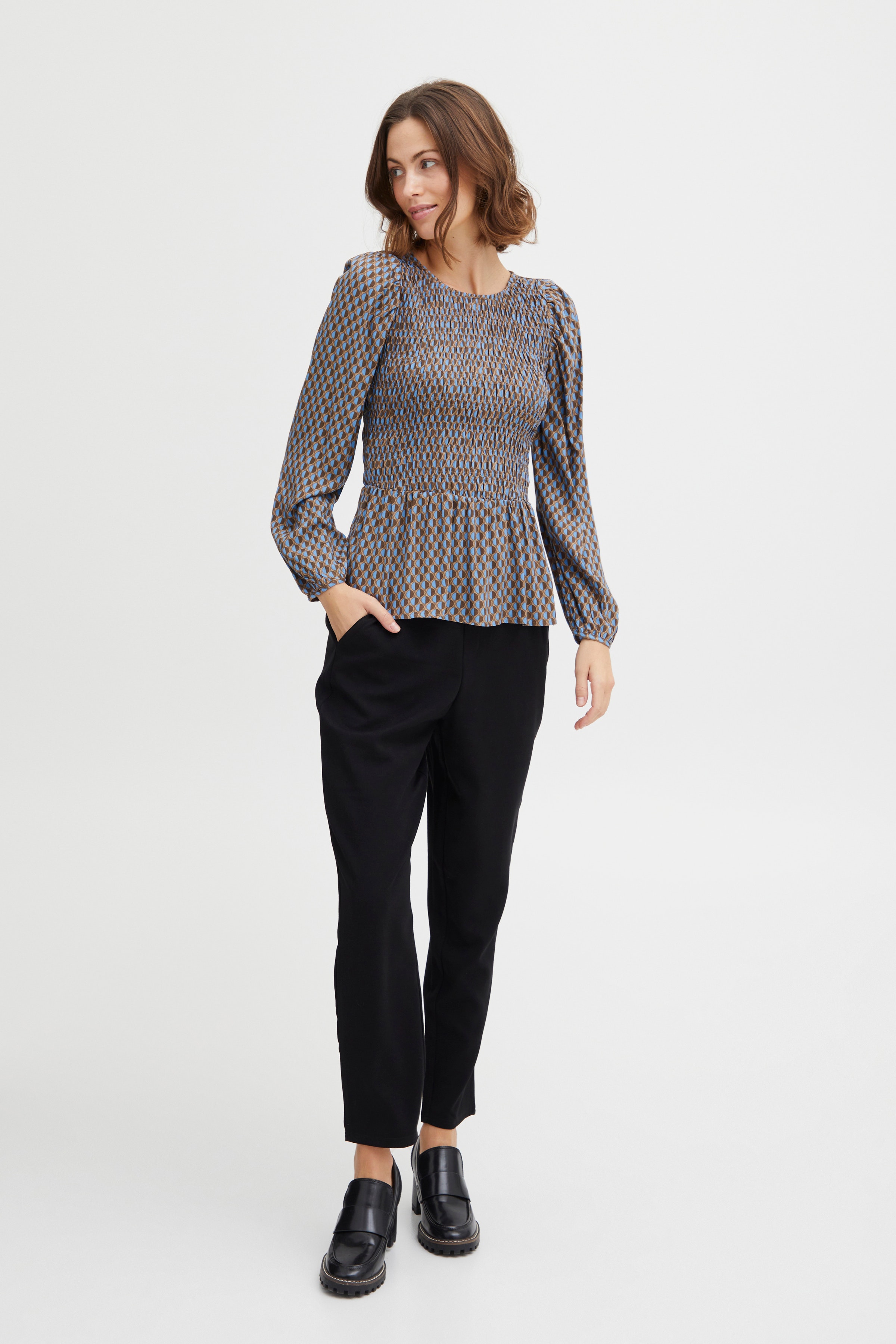 FXCIRLA Bluse LOOKBOOK FRONT 20612370-201588