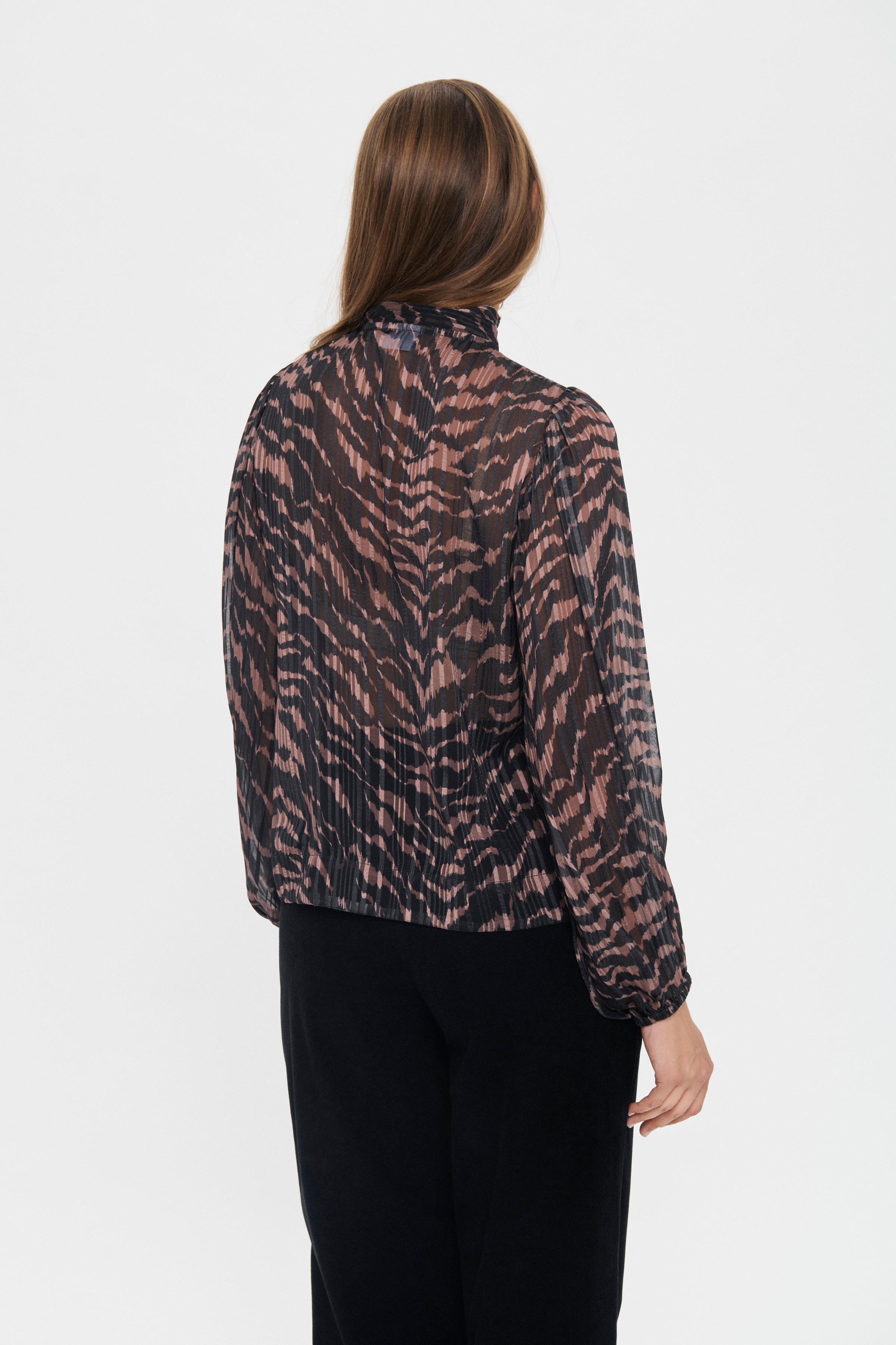 NestaSZ Bluse LOOKBOOK BACK 30514571-304346