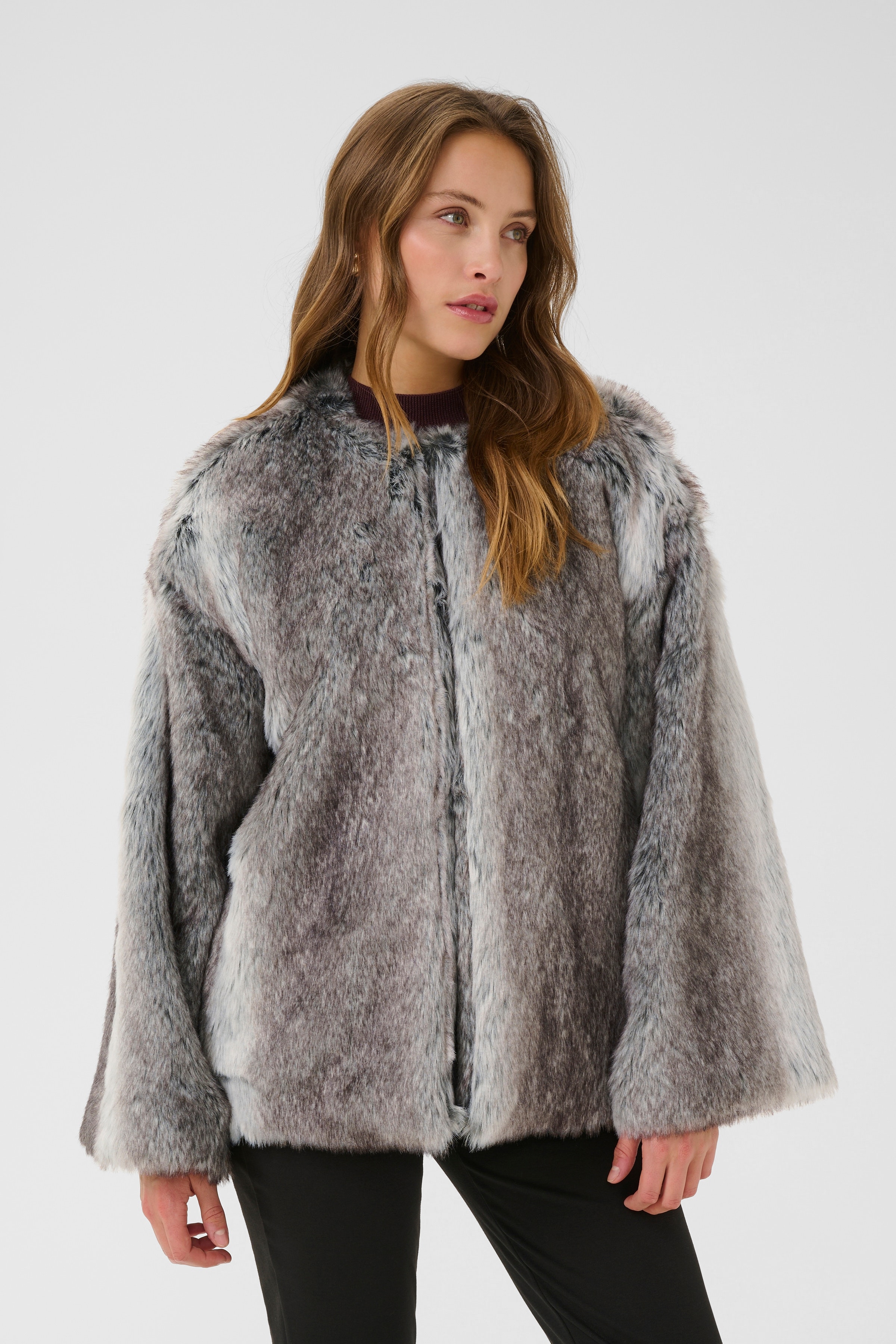 KAsolana Kåpe LOOKBOOK FRONT 10510177-107767
