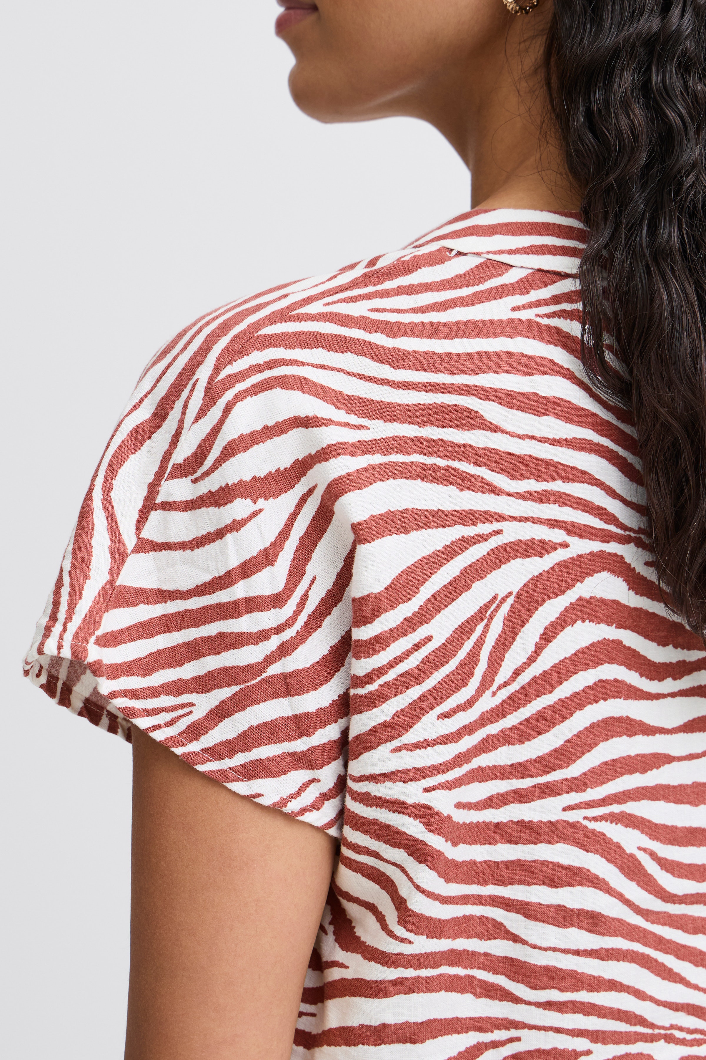 BYFALAKKA Bluse LOOKBOOK DETAIL 20816603-204541