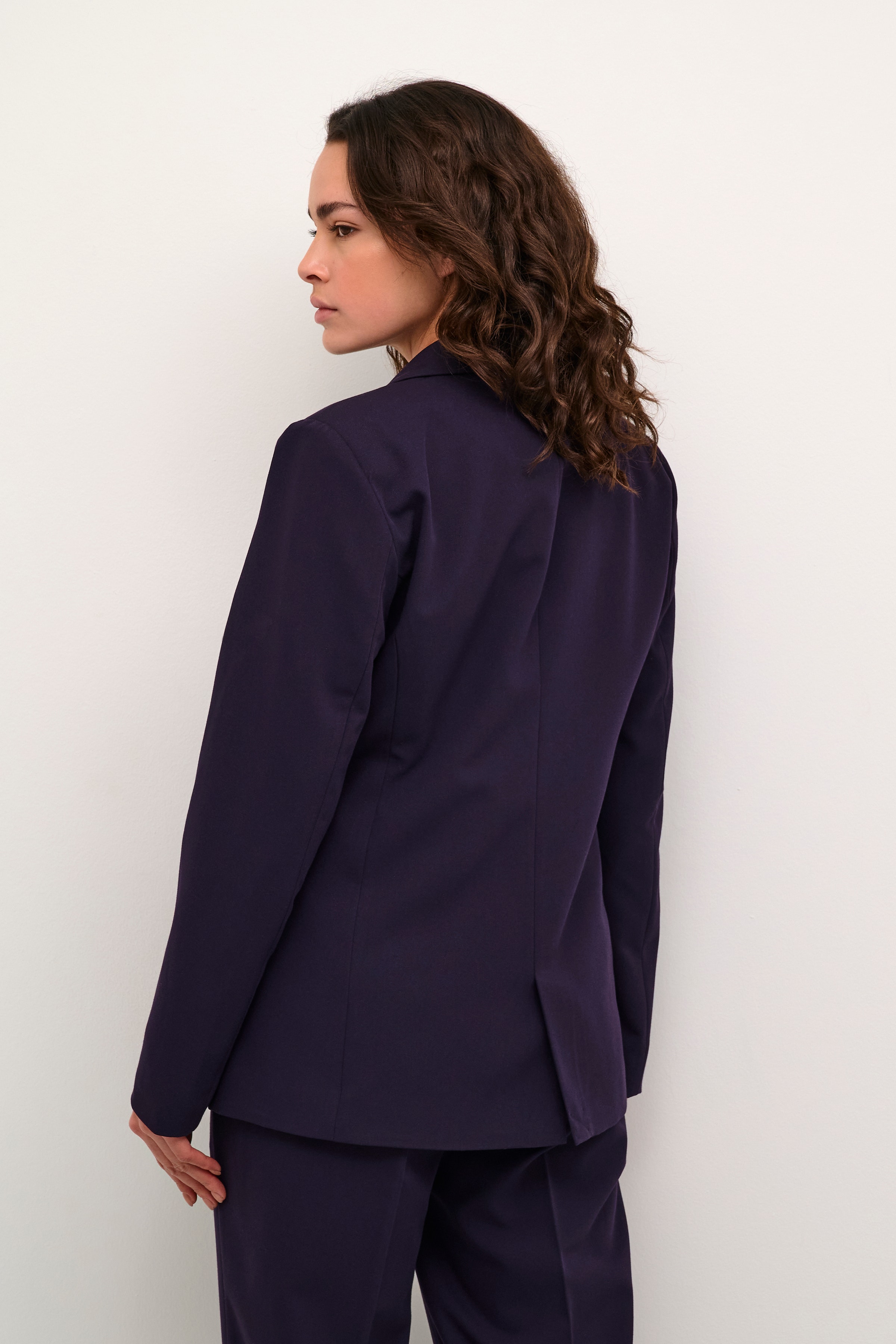 KAsakura Blazer LOOKBOOK BACK 10506684-106557