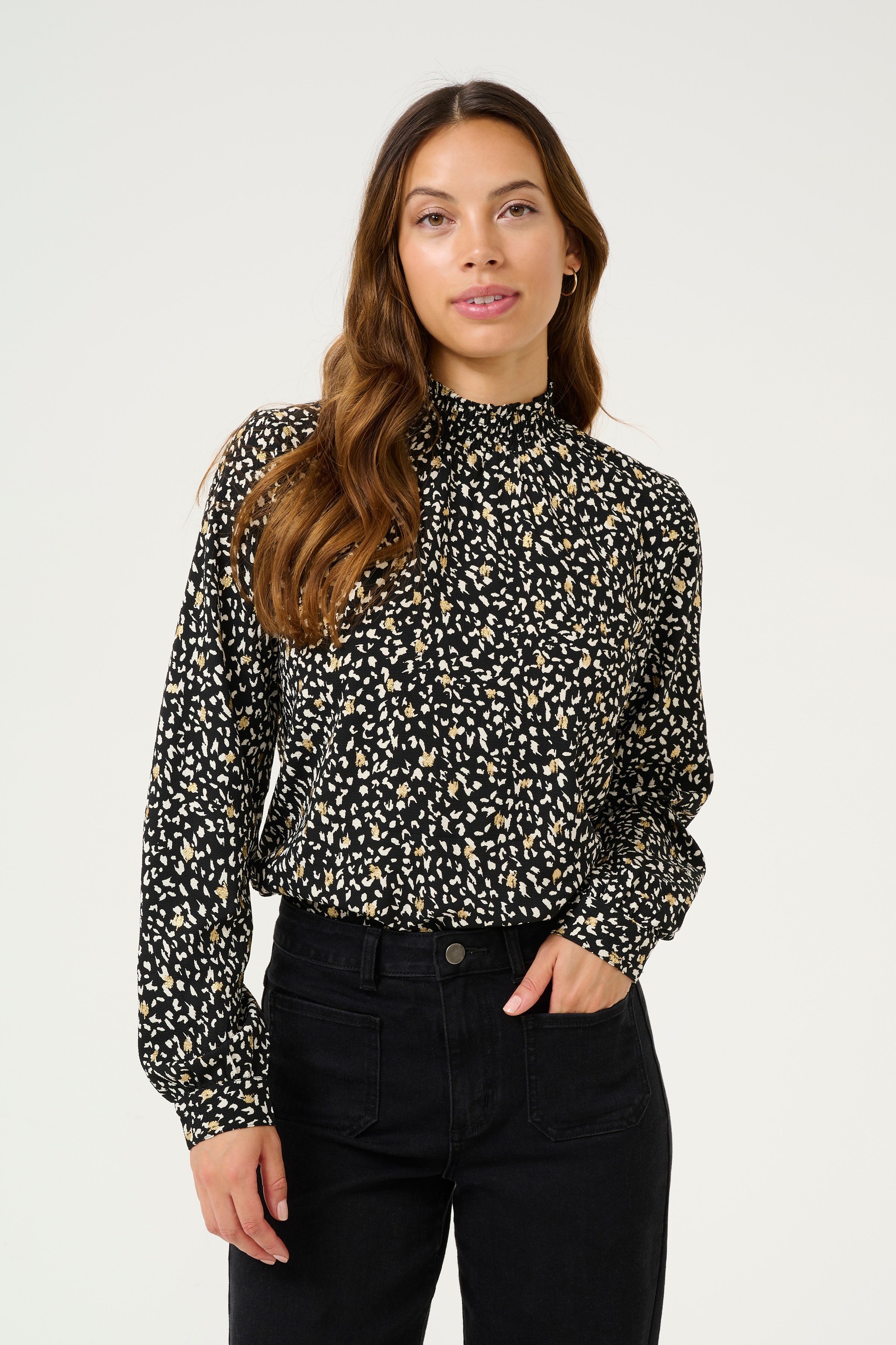 KAmalene Bluse LOOKBOOK FRONT 10509748-107160