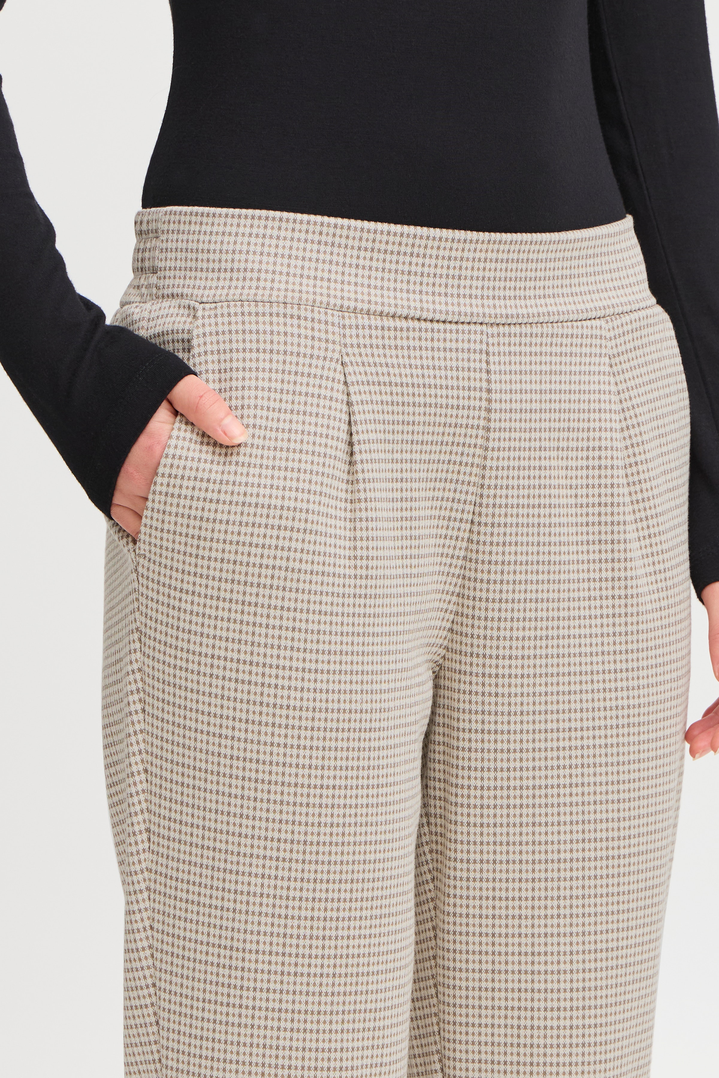 IHKATE Bukser LOOKBOOK DETAIL 20115721-130907