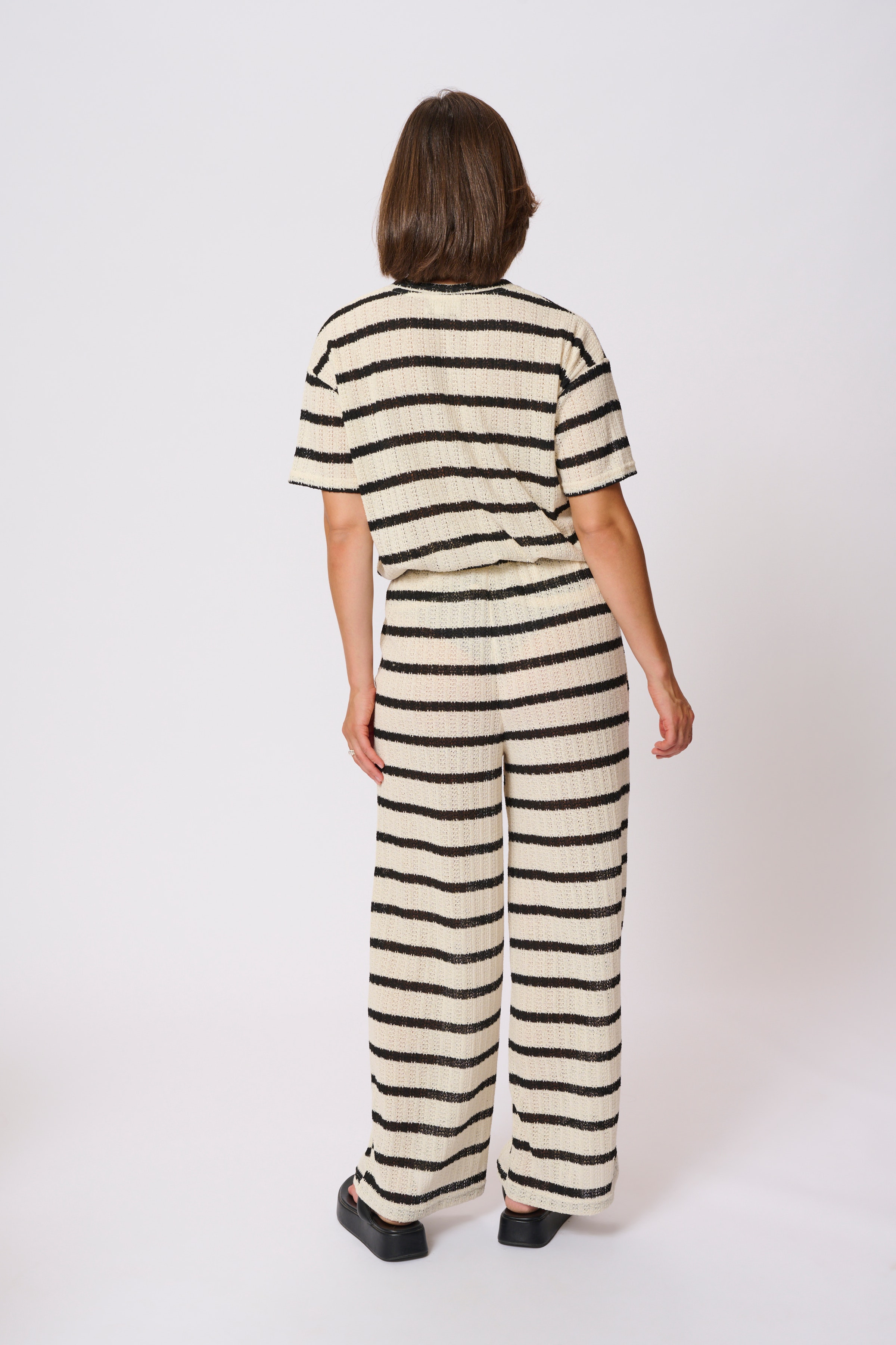 KAedith Bukser LOOKBOOK BACK 10509964-107485