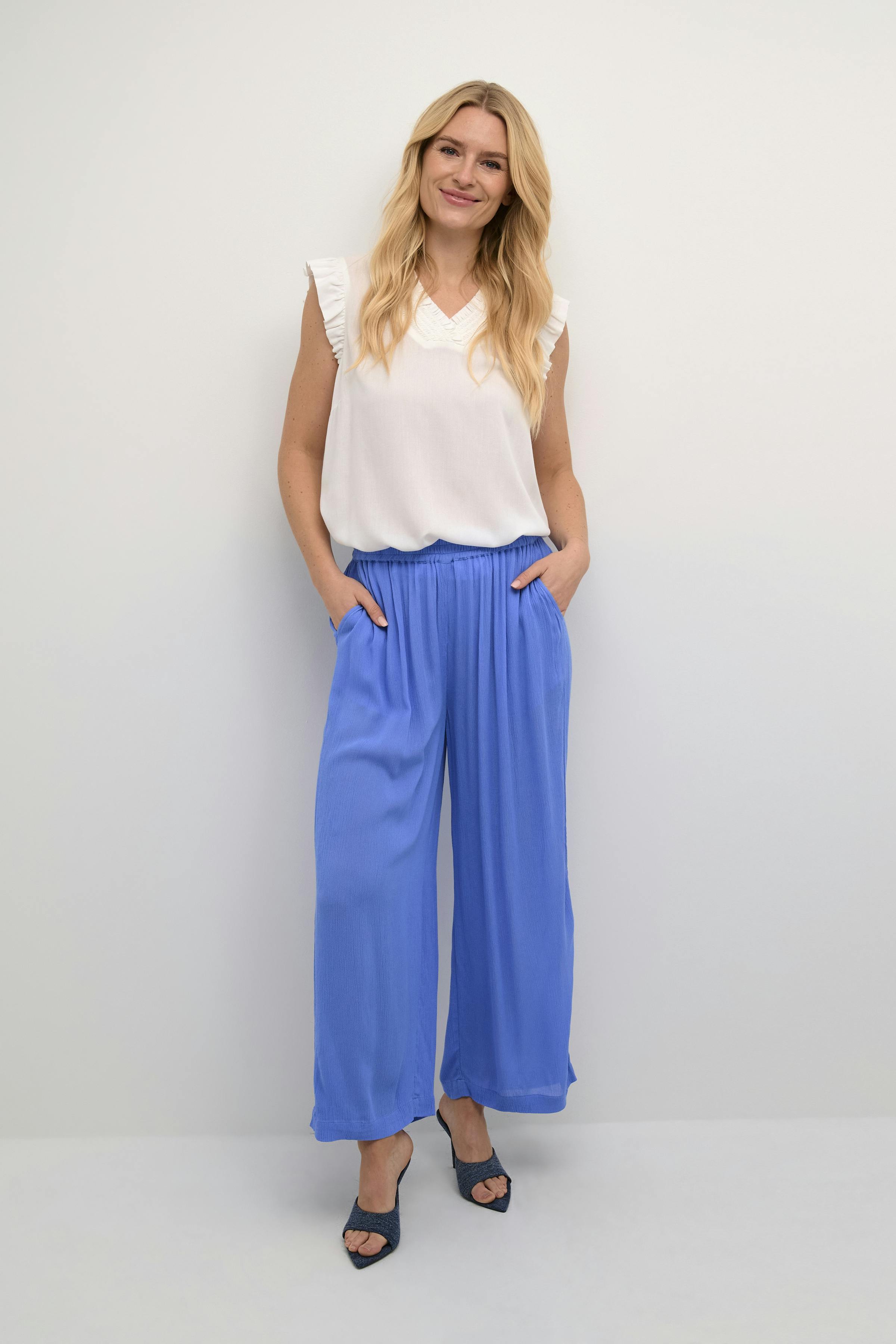 KAdacia Hose LOOKBOOK FRONT 10506454-174037