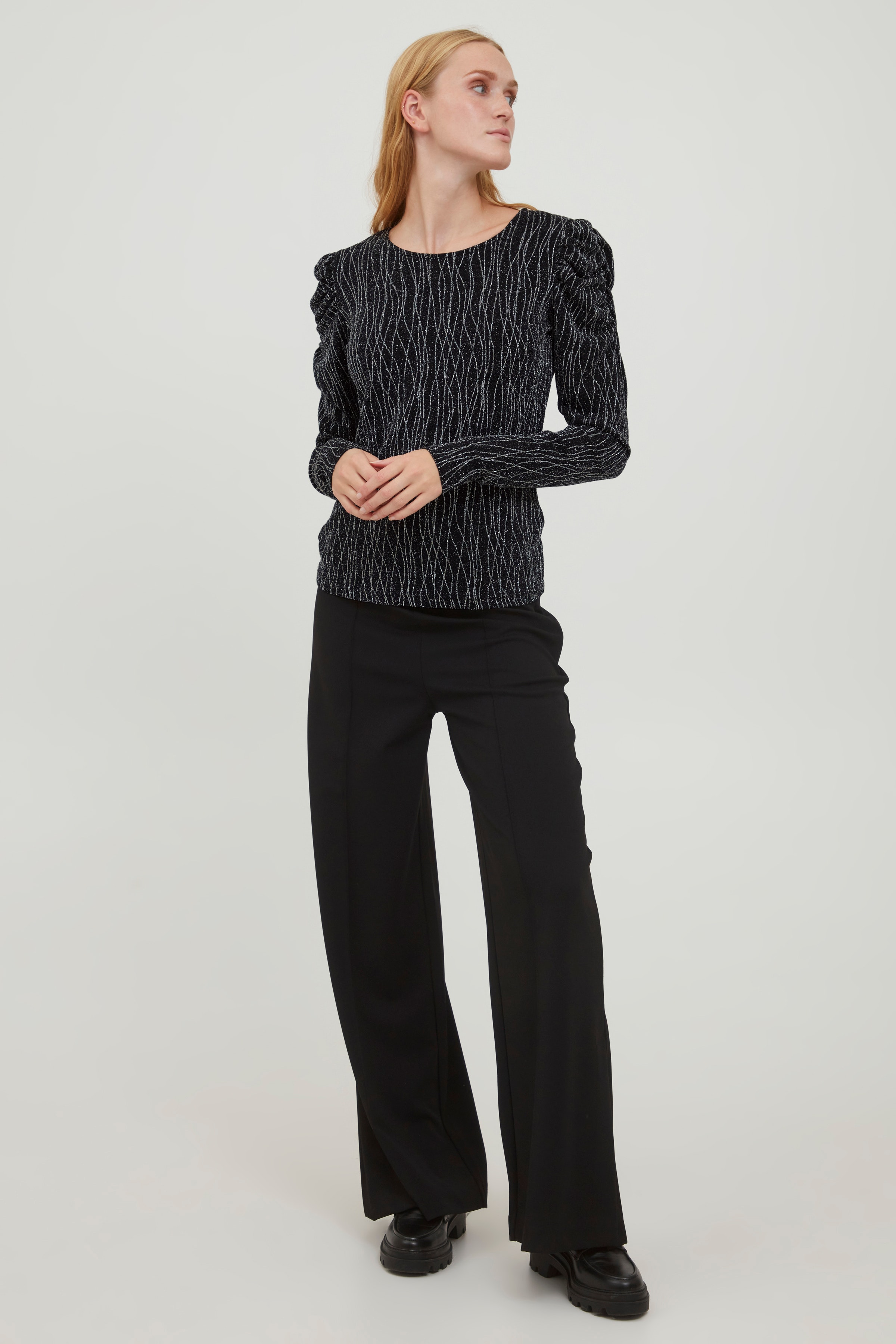 Langærmet bluse LOOKBOOK FRONT 20811975-200549