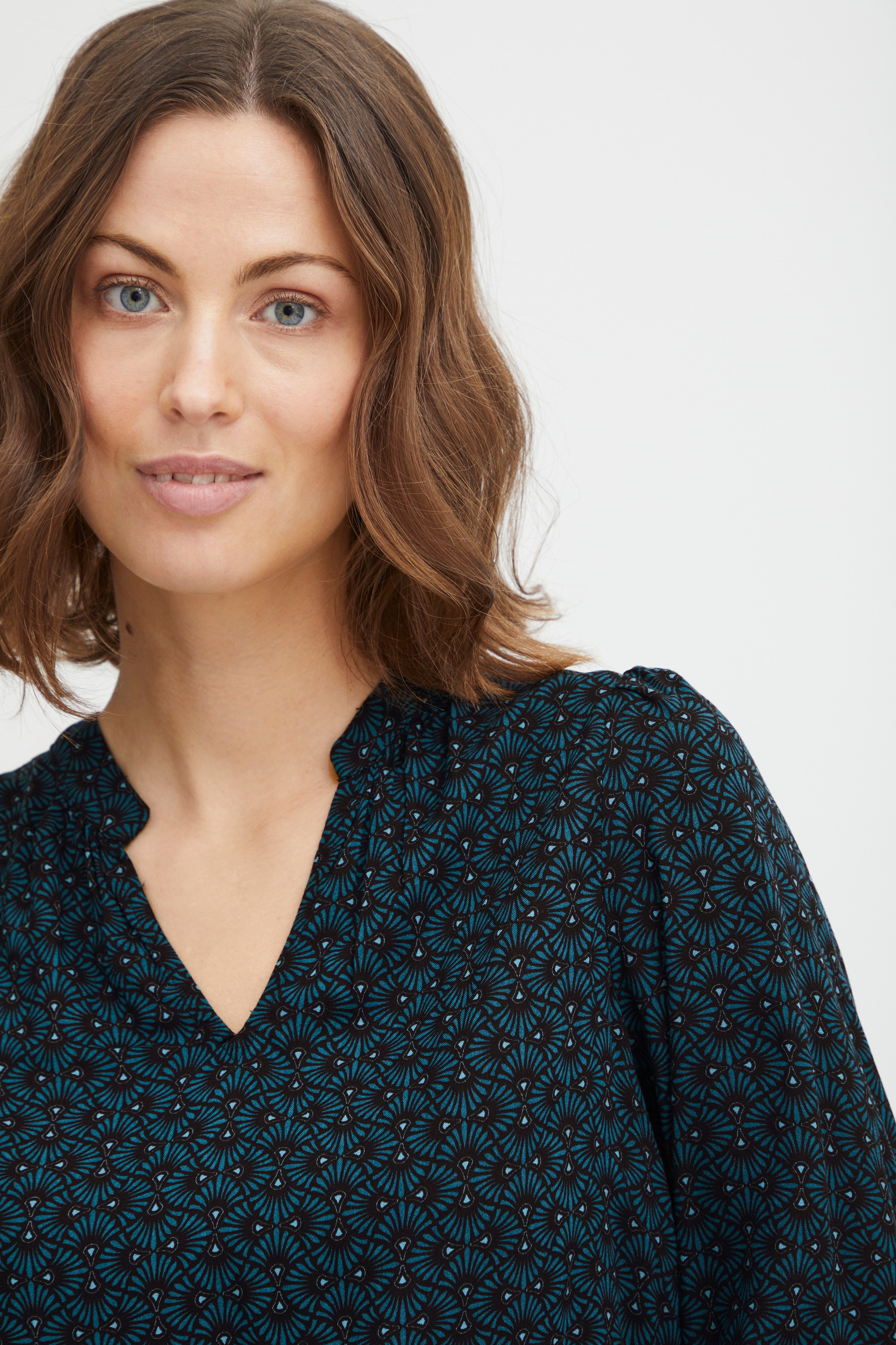 FRGLOW Bluse LOOKBOOK DETAIL 20612004-201625