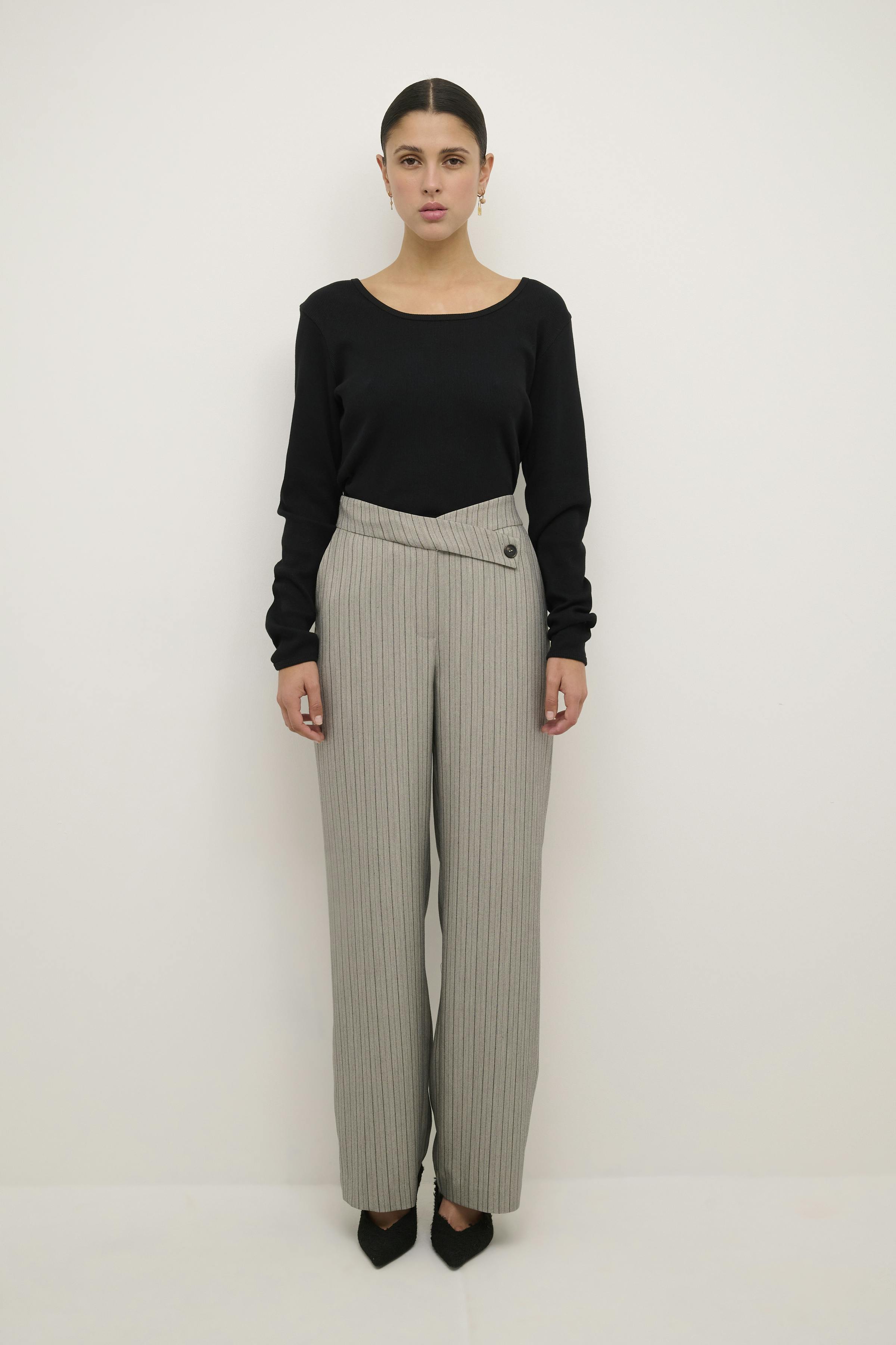 KathrineKB Trousers LOOKBOOK FRONT 10104526-1638011