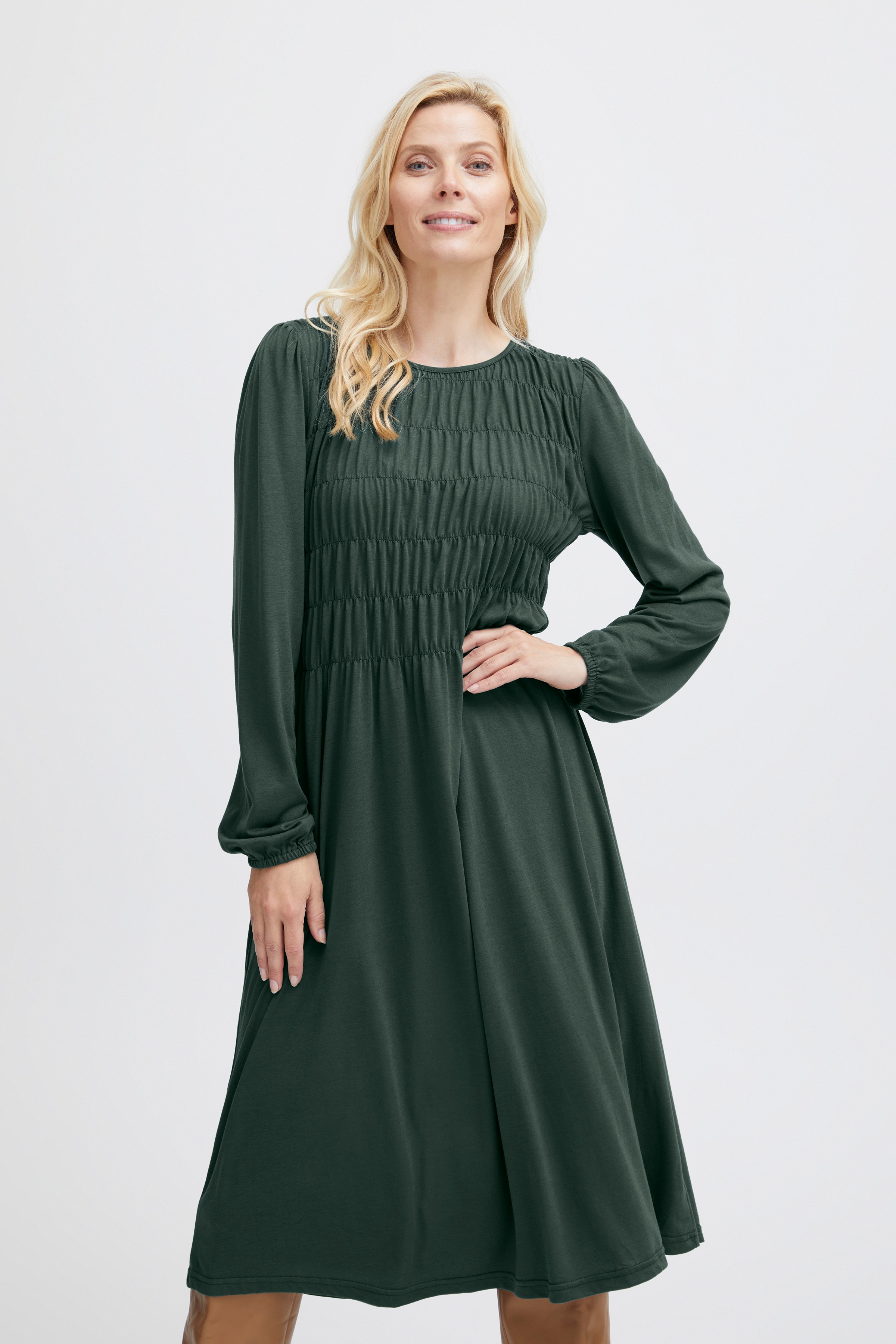 FXVINNIA Klänning LOOKBOOK FRONT 20614333-1904191