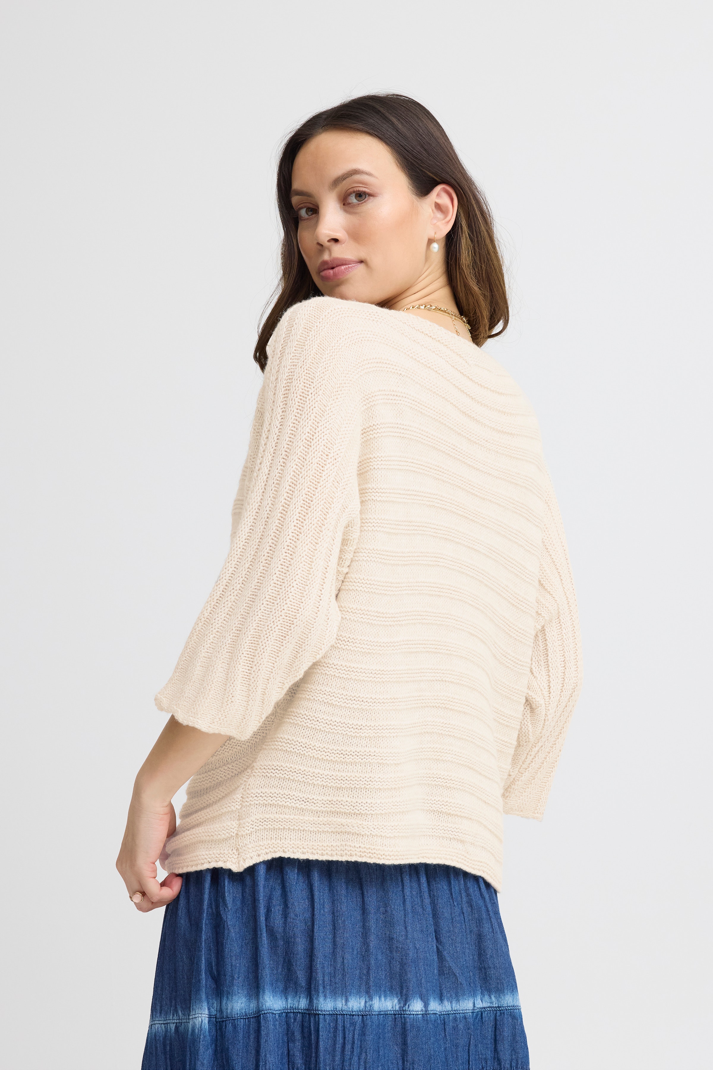 SBSANDRINA Pullover LOOKBOOK BACK 22100892-130907