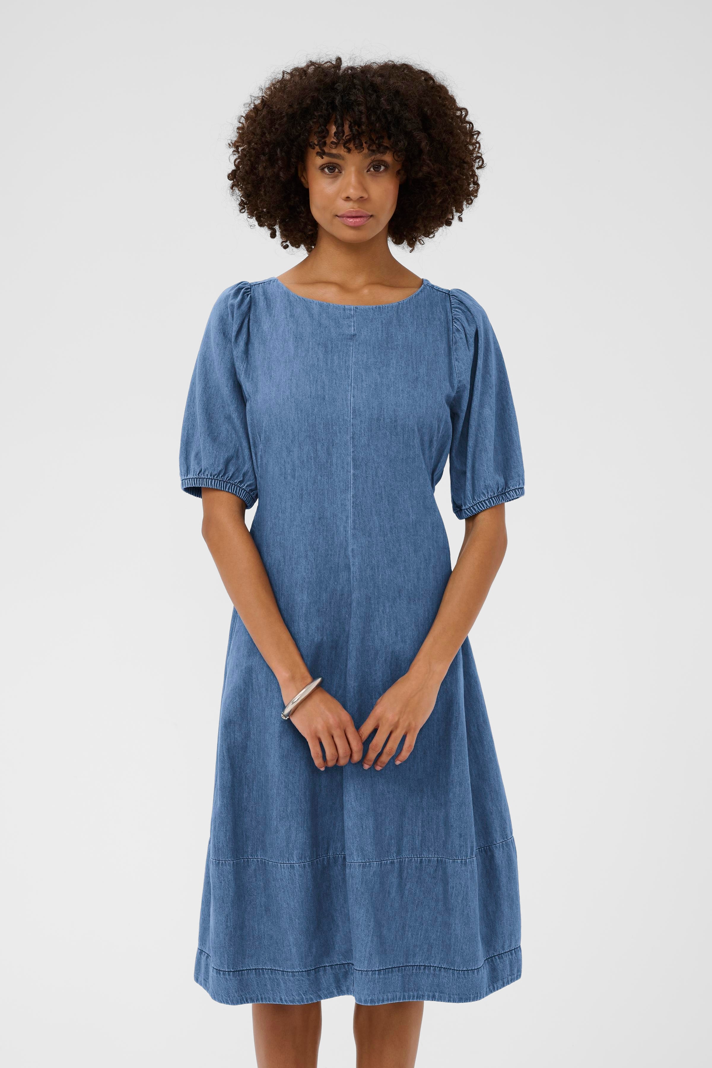 CUriva Dress LOOKBOOK FRONT 50111525-500029