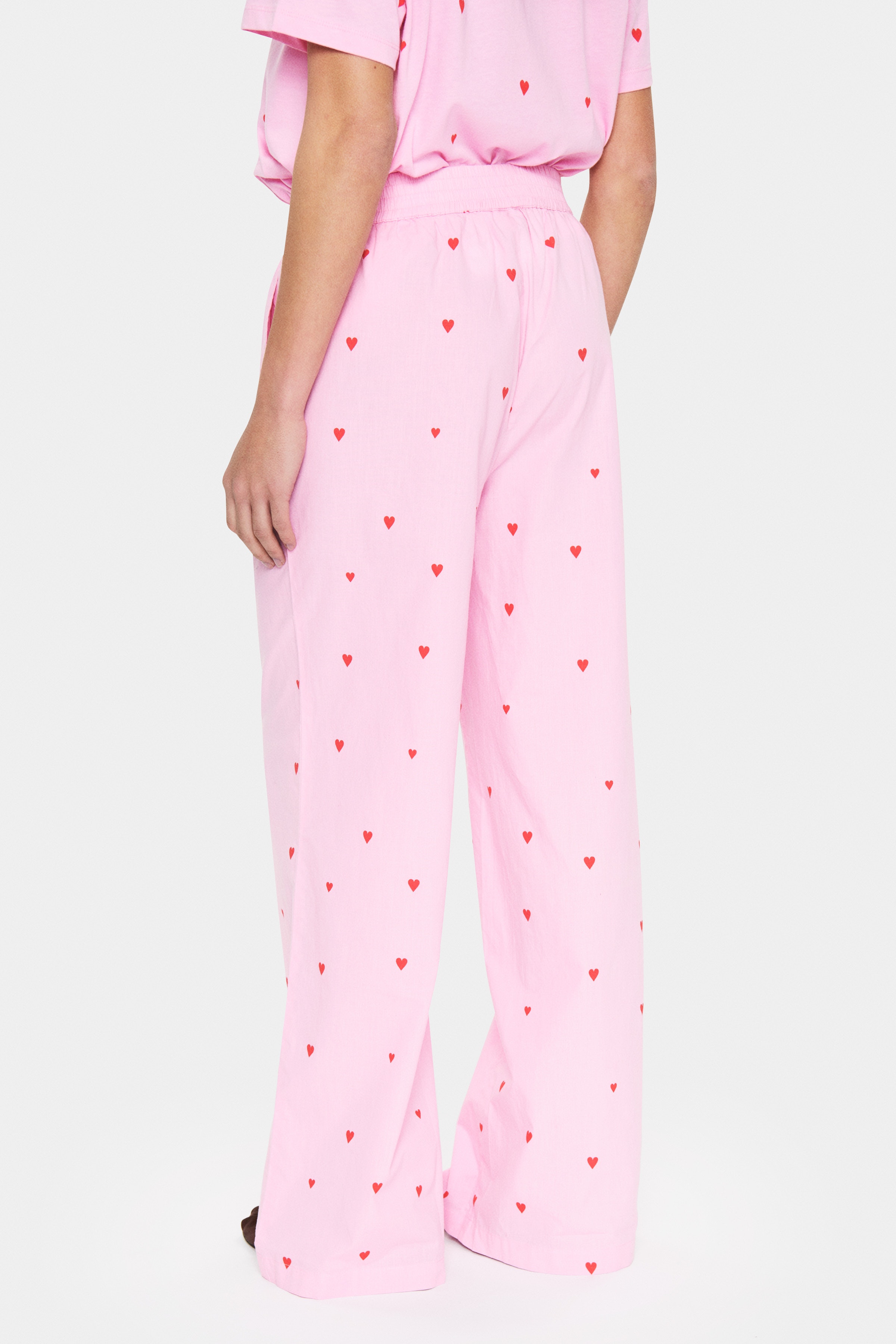 JalineSZ Hose LOOKBOOK BACK 30513933-303471