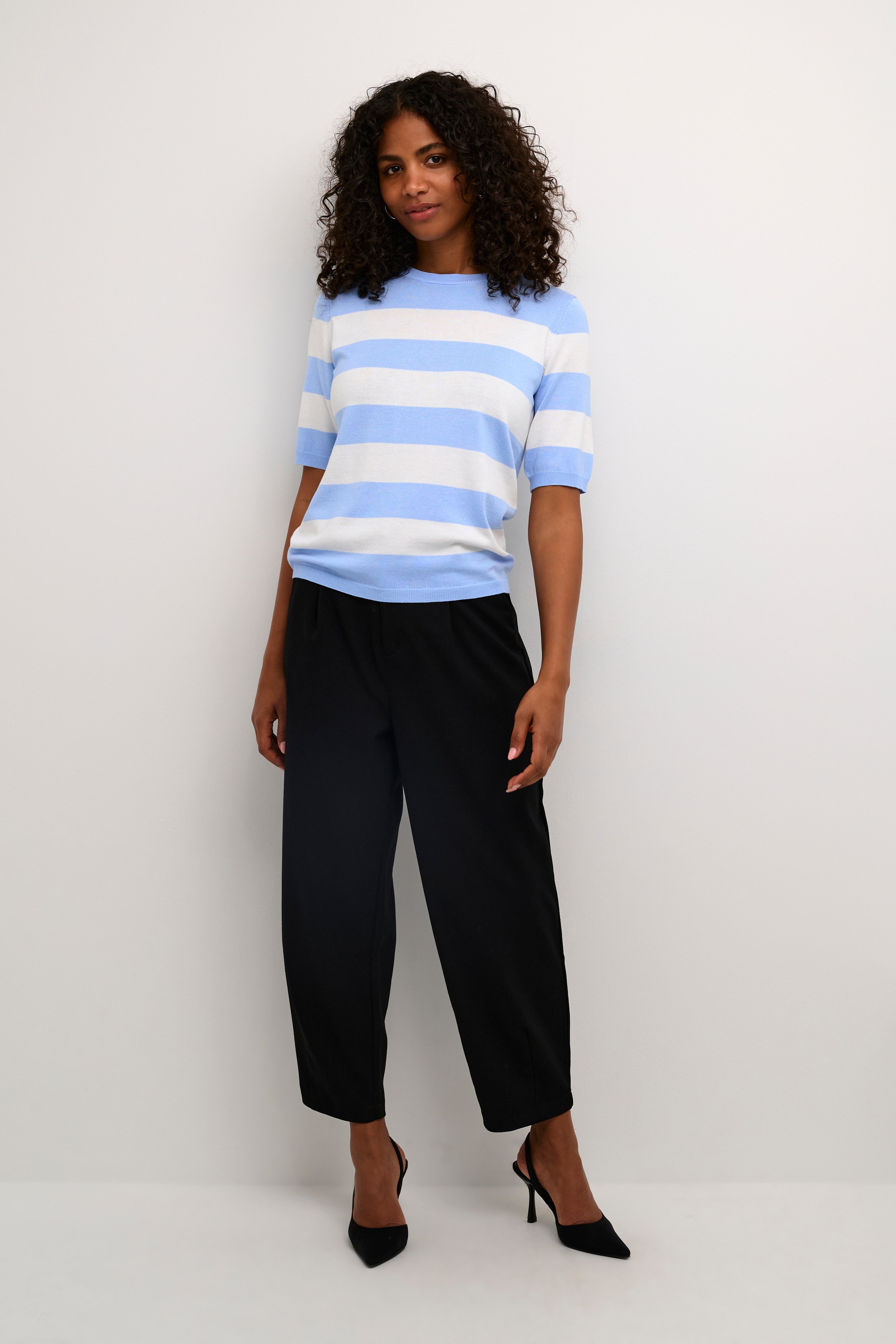 KAmerle Trousers LOOKBOOK FRONT 10504769-100121