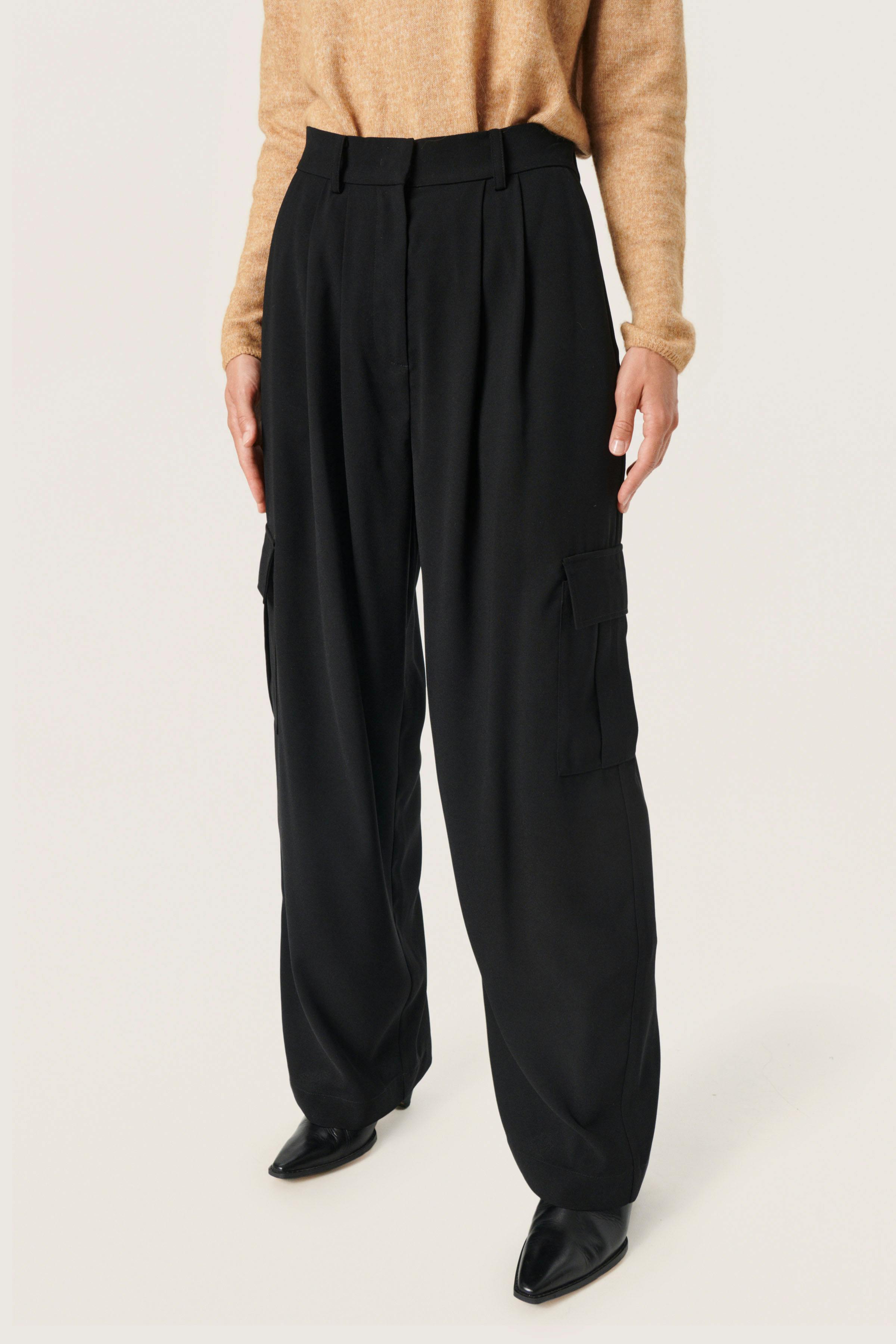 SLShirley Trousers LOOKBOOK FRONT 30407073-194008