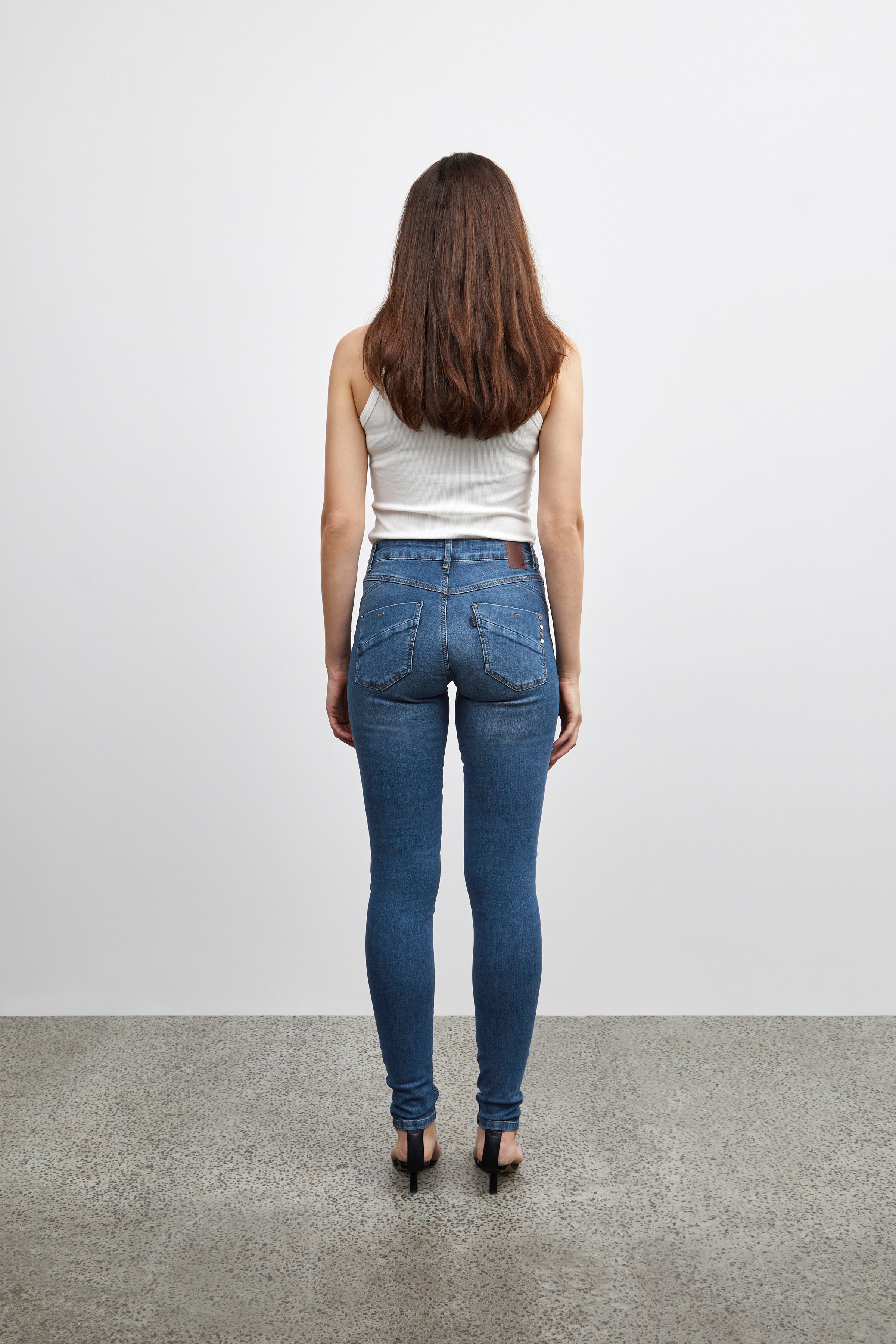 PZCARMEN HW Jeans Skinny LOOKBOOK BACK 50204829-5001901