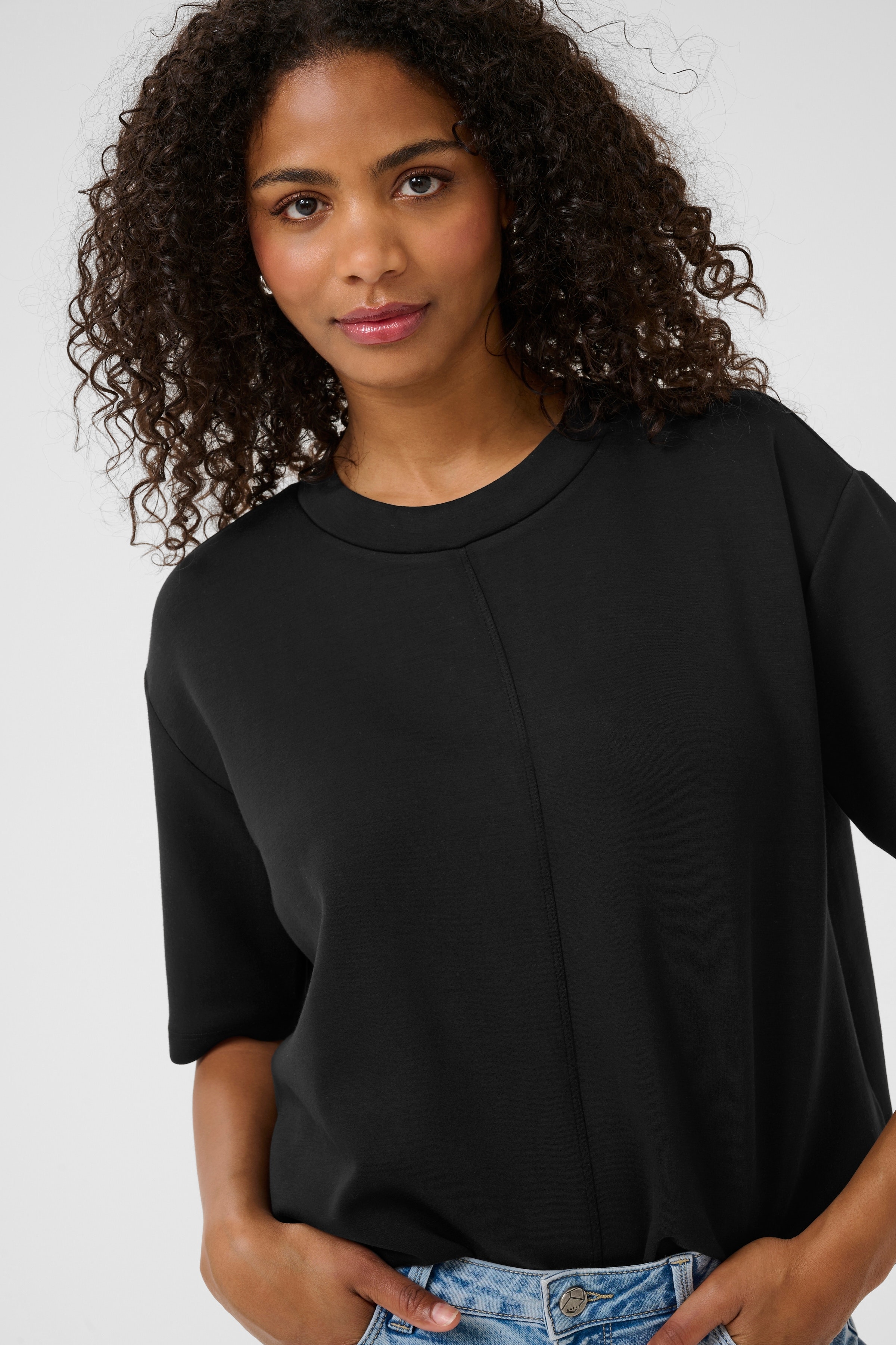 KAannika T-shirt LOOKBOOK DETAIL 10510003-100121