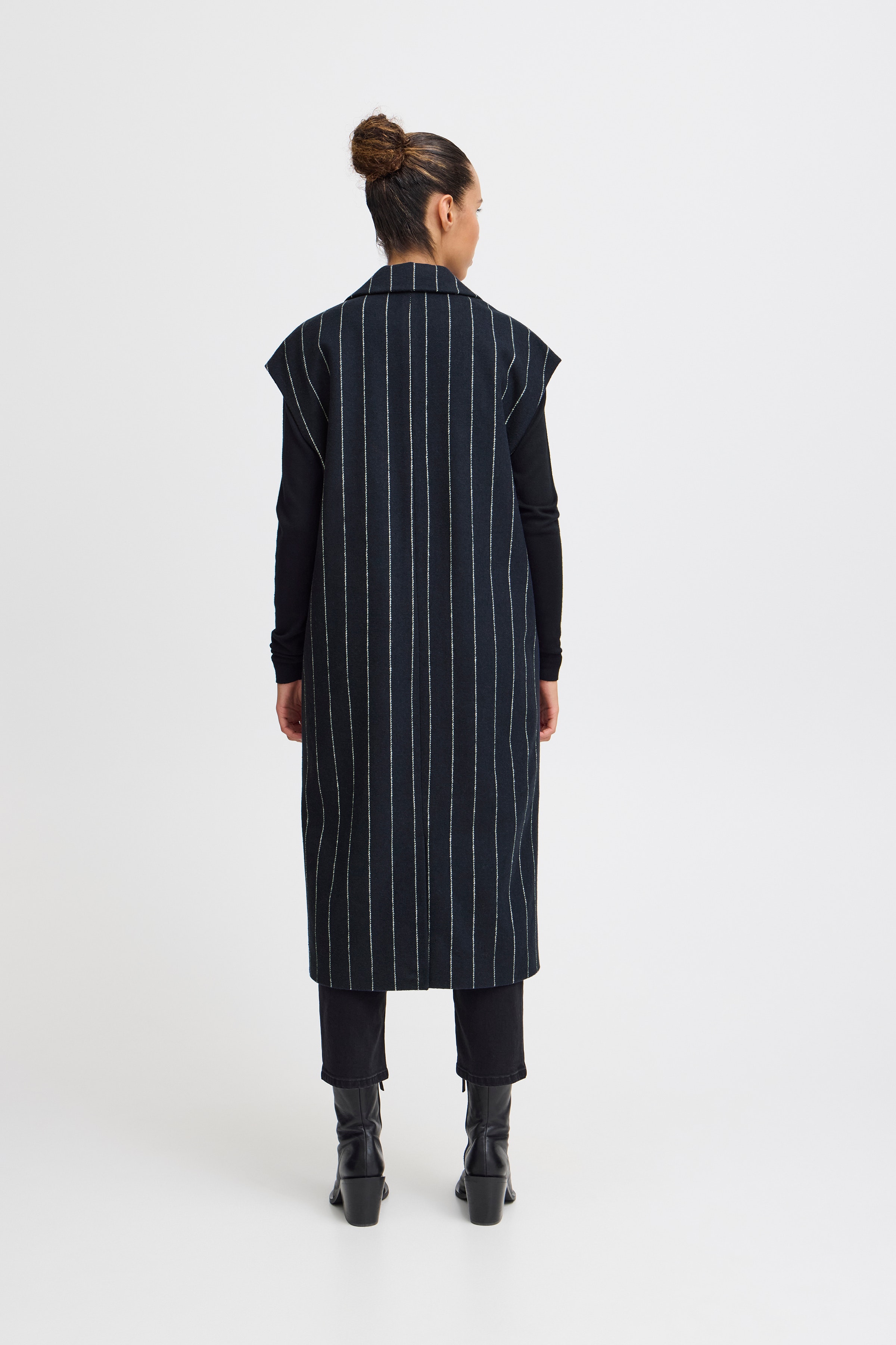 IHJANNET Vest yttertøj LOOKBOOK BACK 20121868-194010