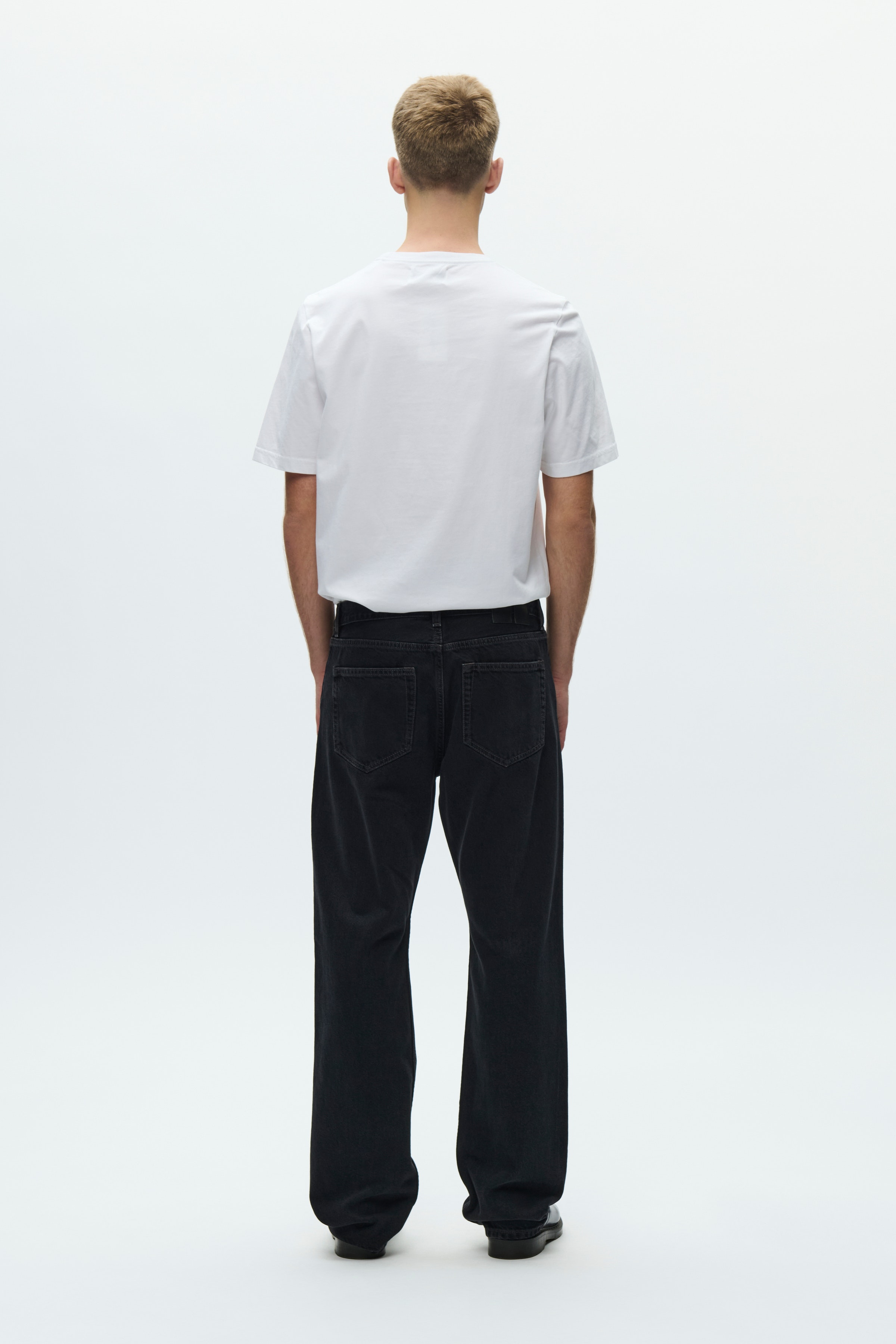 WWType 2 Jeans LOOKBOOK BACK 30251601-304315