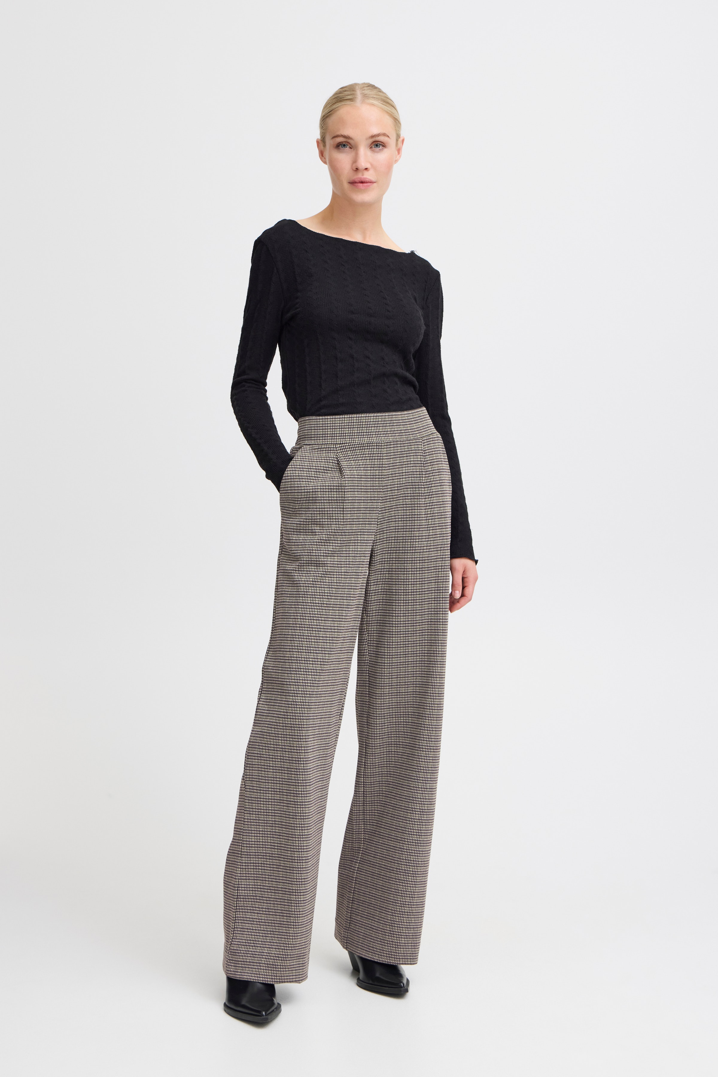 BYROWAN Trousers LOOKBOOK FRONT 20815702-200453