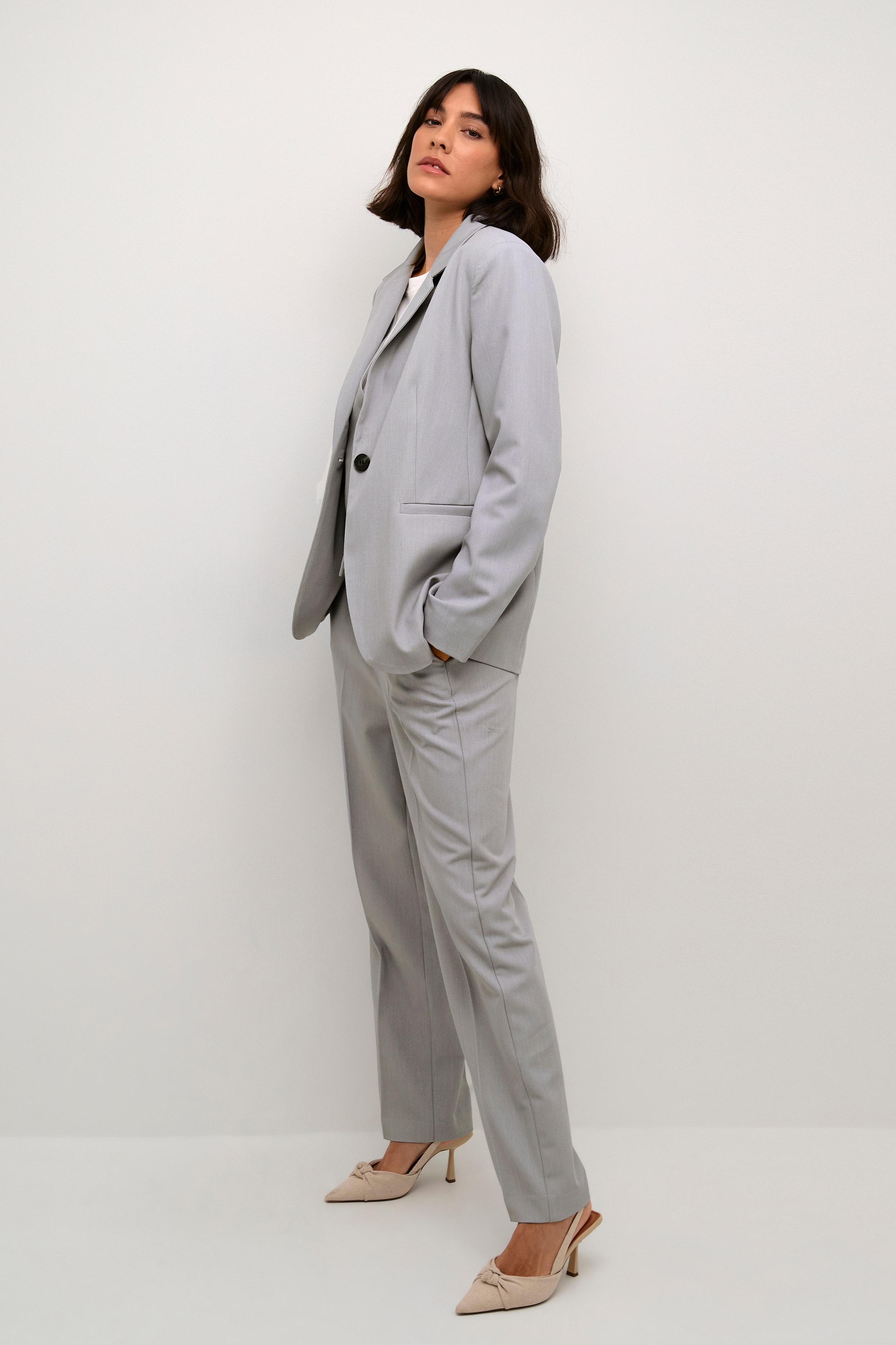 KAsakura Blazer LOOKBOOK FRONT 10506684-100123