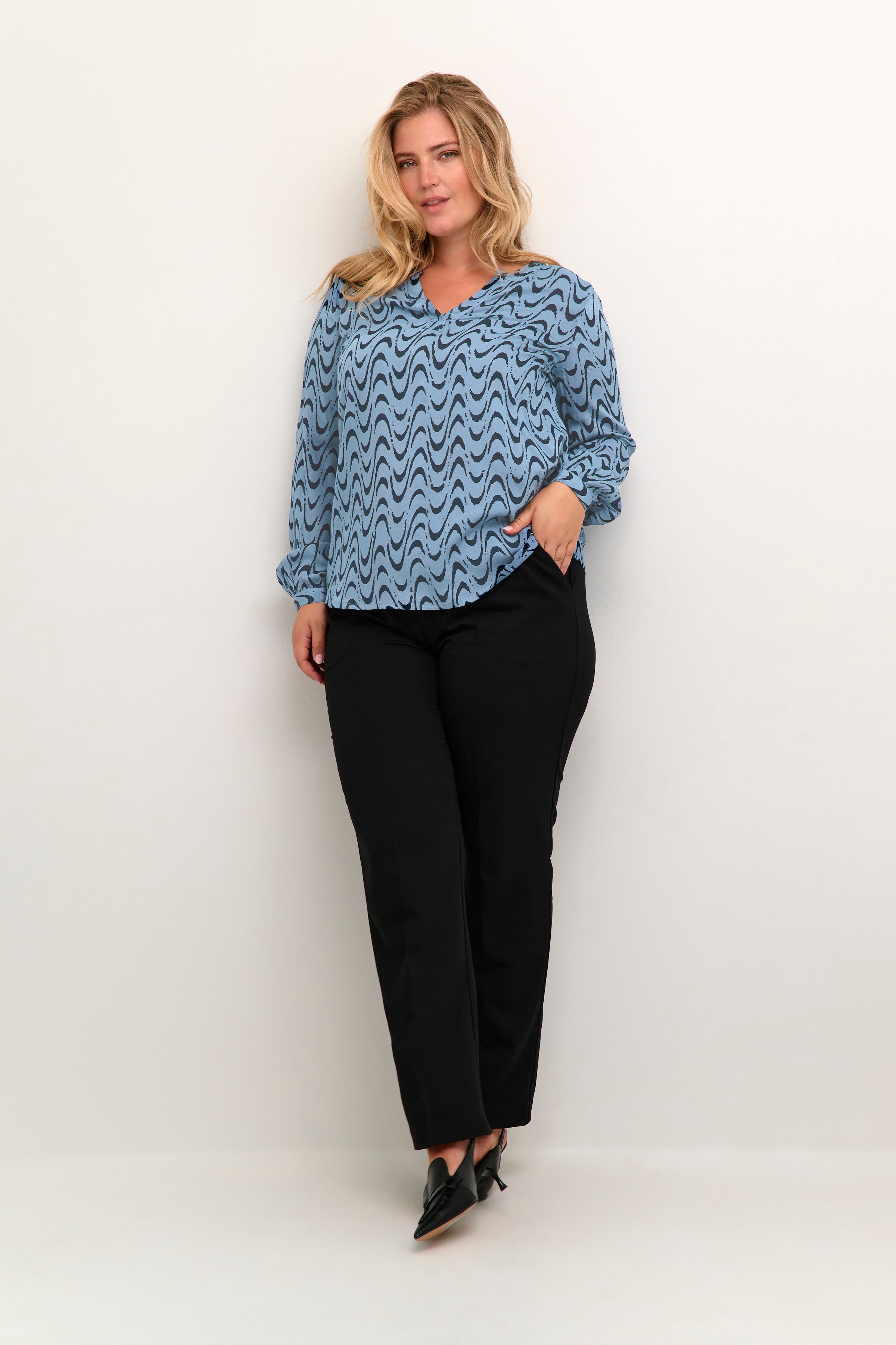 KCnora Bluse LOOKBOOK FRONT 10582064-105321