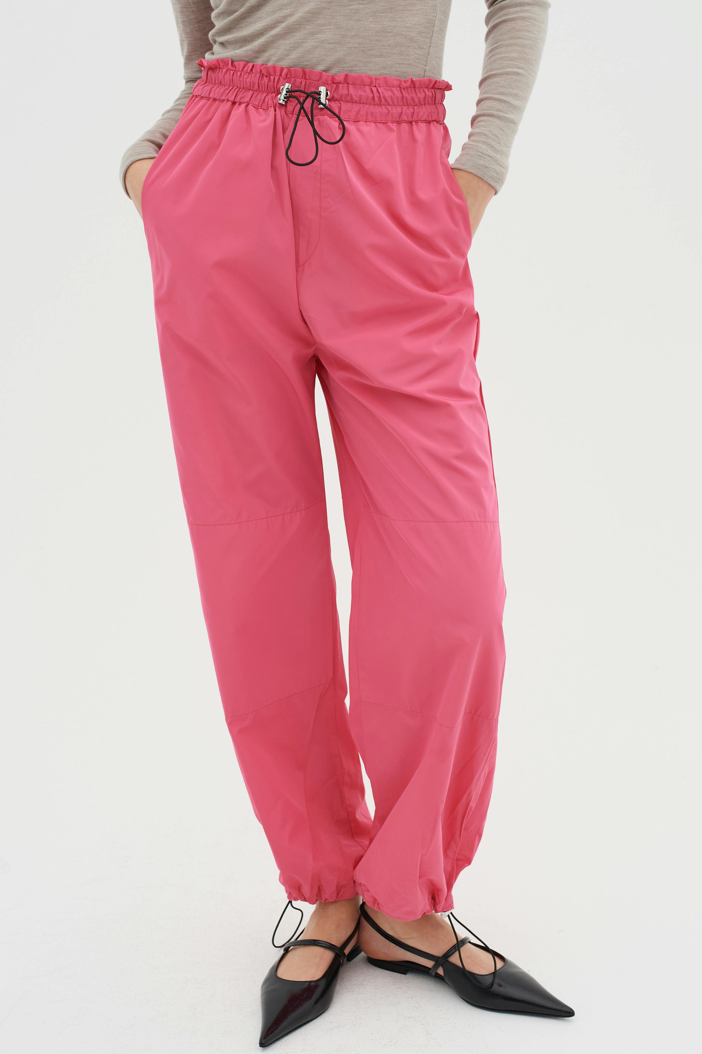 TaniaIW Trousers LOOKBOOK FRONT 30109048-182120