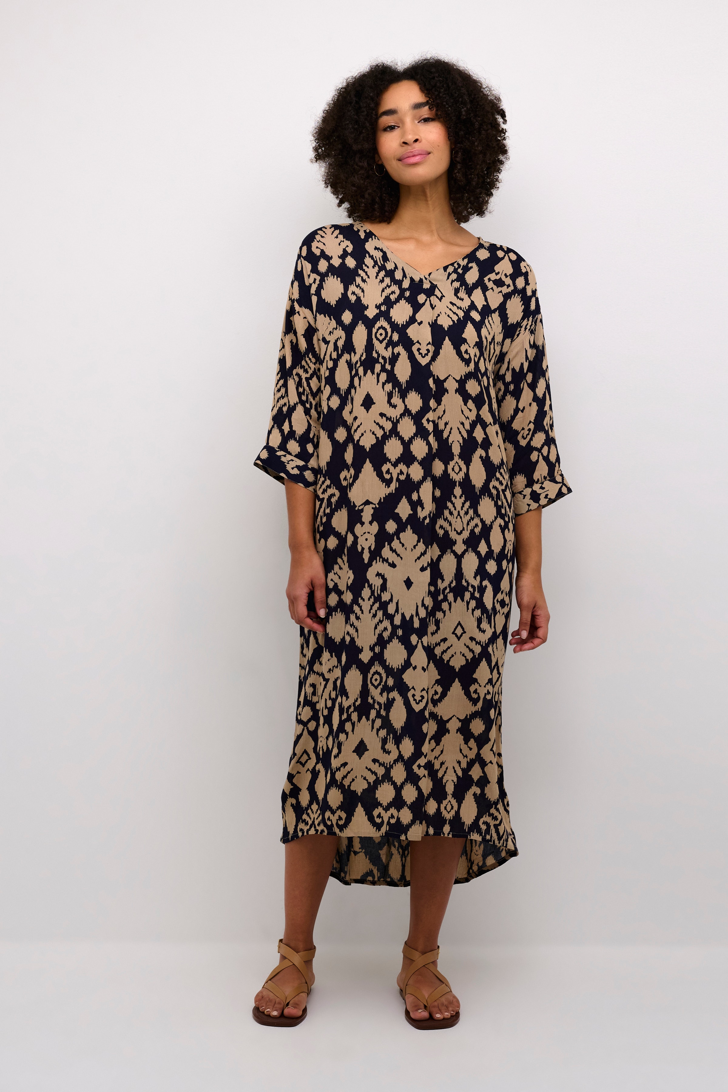 BPulla Kleid LOOKBOOK FRONT 10590702-106049B