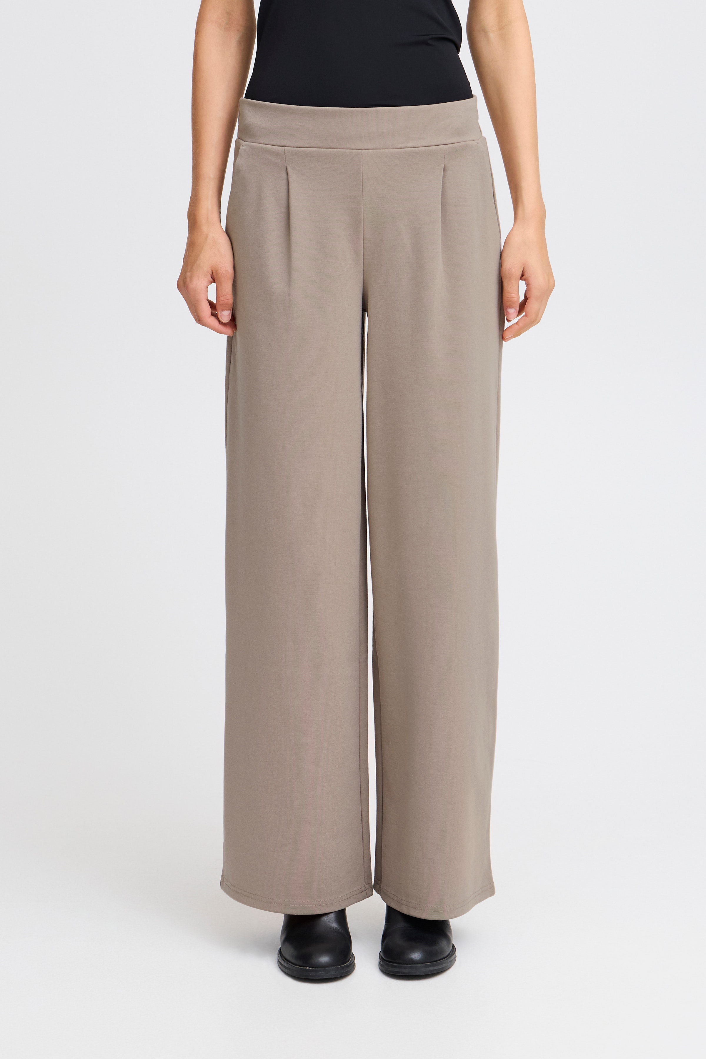 IHKATE LONG WIDE  Bukser LOOKBOOK FRONT 20118337-171212