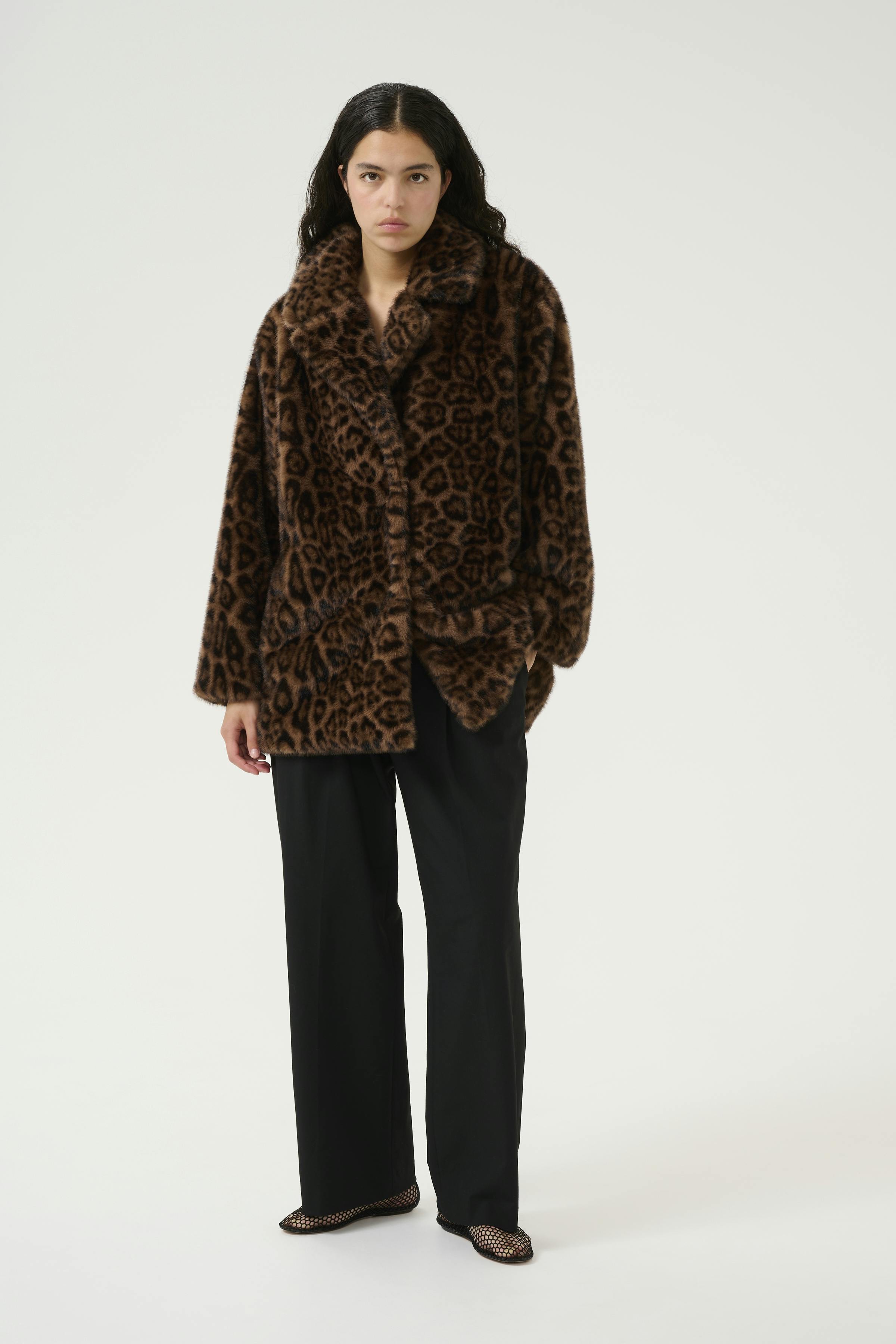 KBTira Leopard Faux Fur jacket LOOKBOOK FRONT 10105446-103153