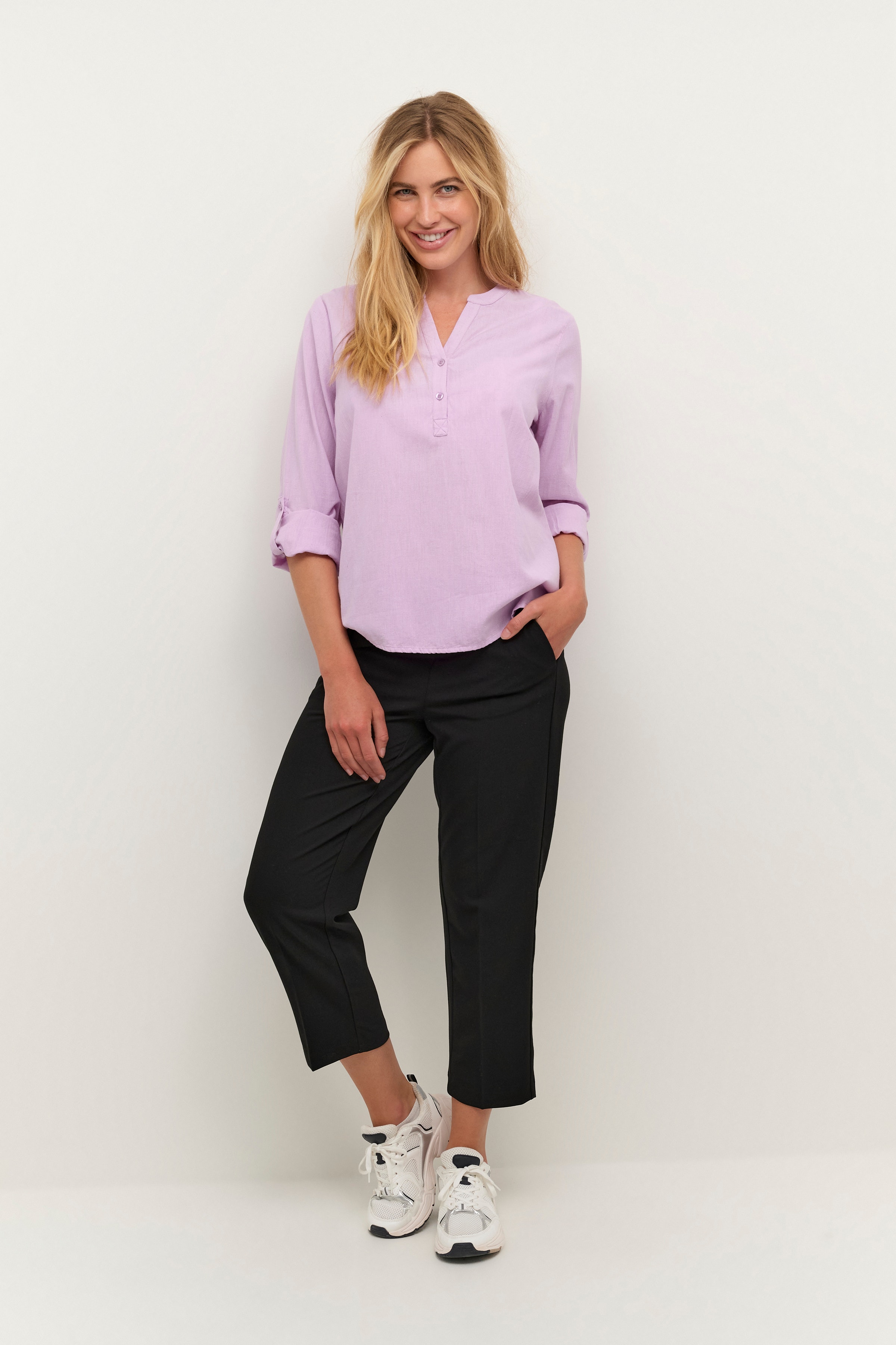 KAmajse Linbluse LOOKBOOK FRONT 10507392-163521