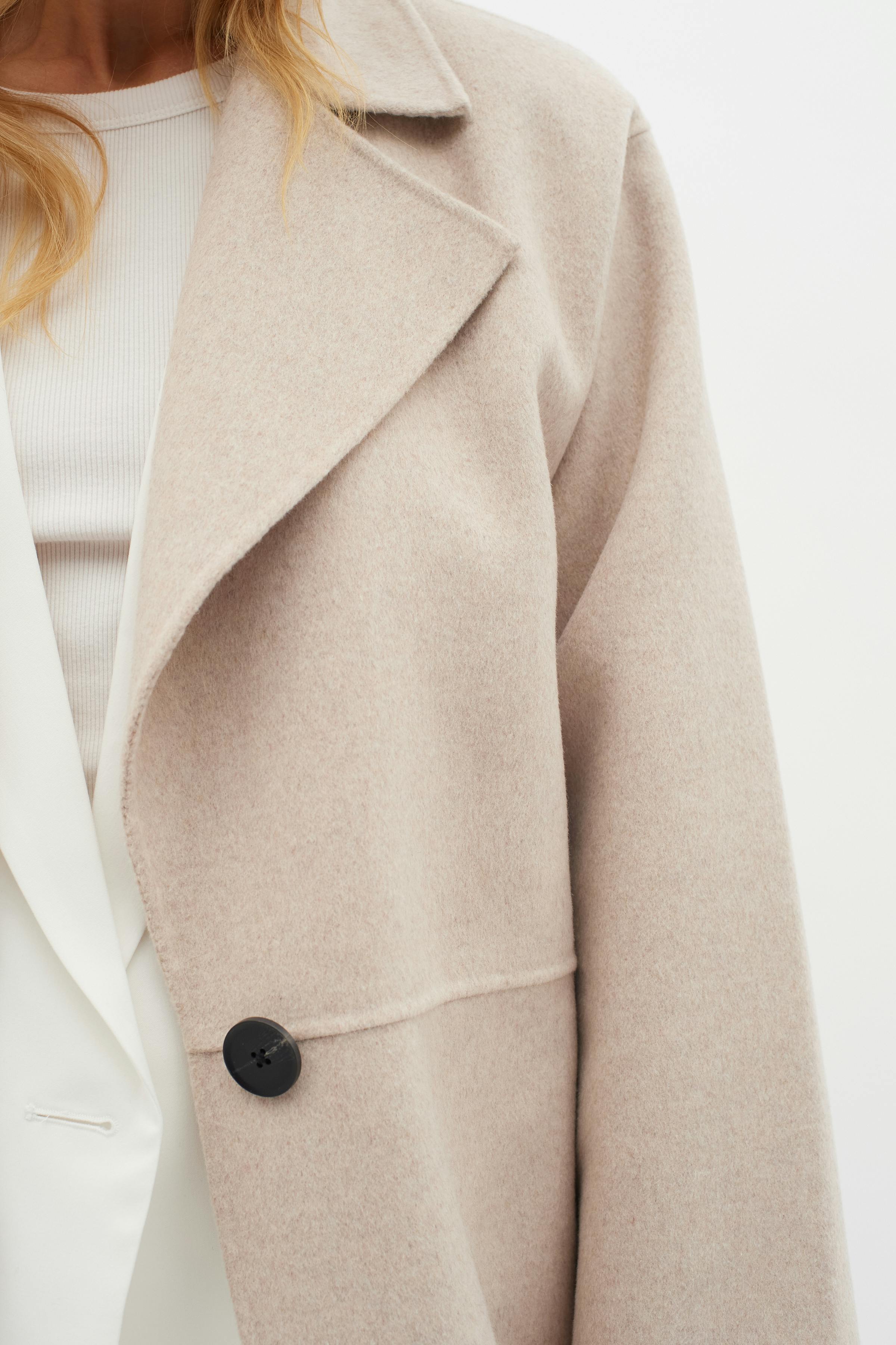 TillaIW Coat LOOKBOOK DETAIL 30109489-300002