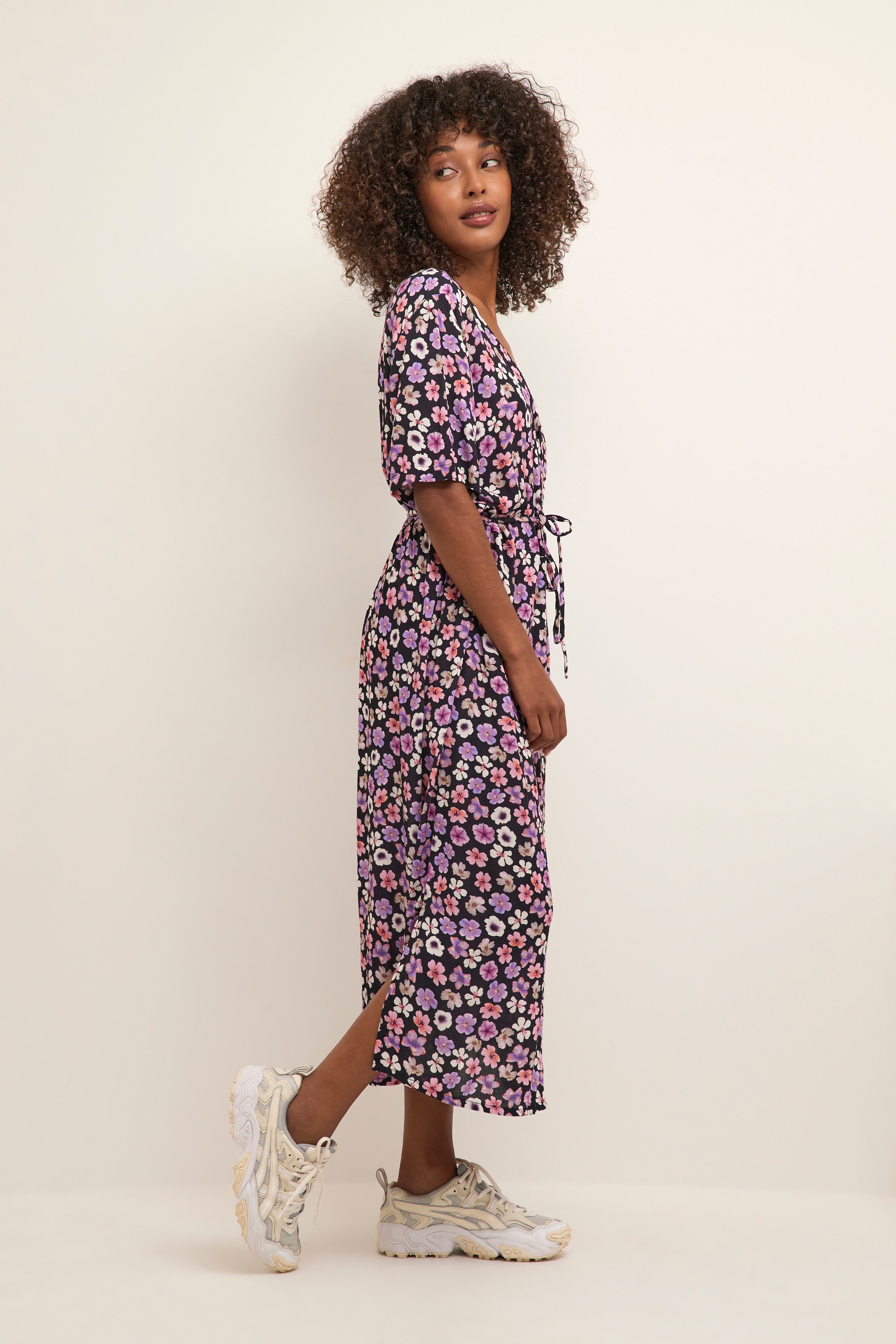 KAtara Kjole LOOKBOOK FRONT 10507379-104082