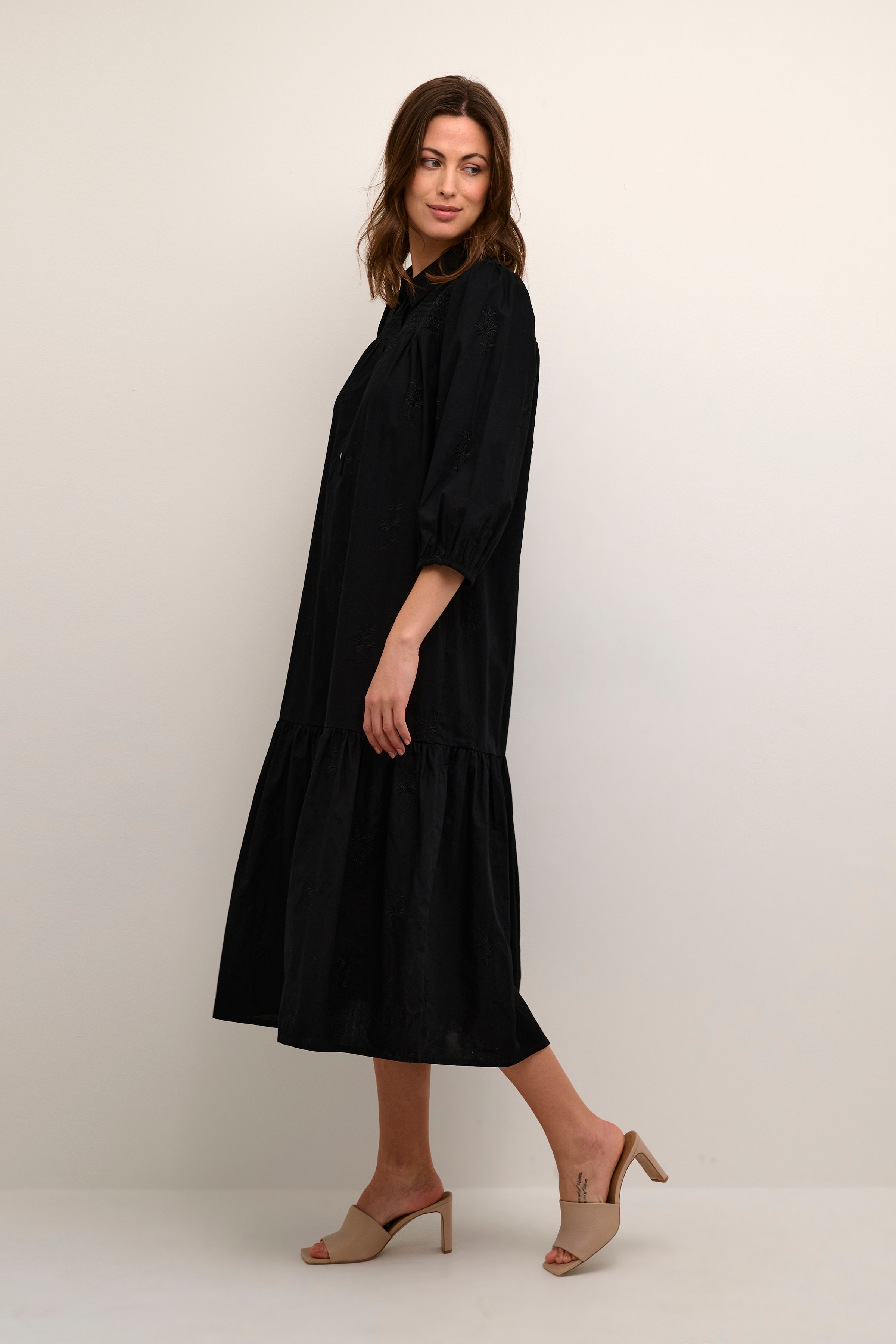 KAtonia Kjole LOOKBOOK FRONT 10507711-100121