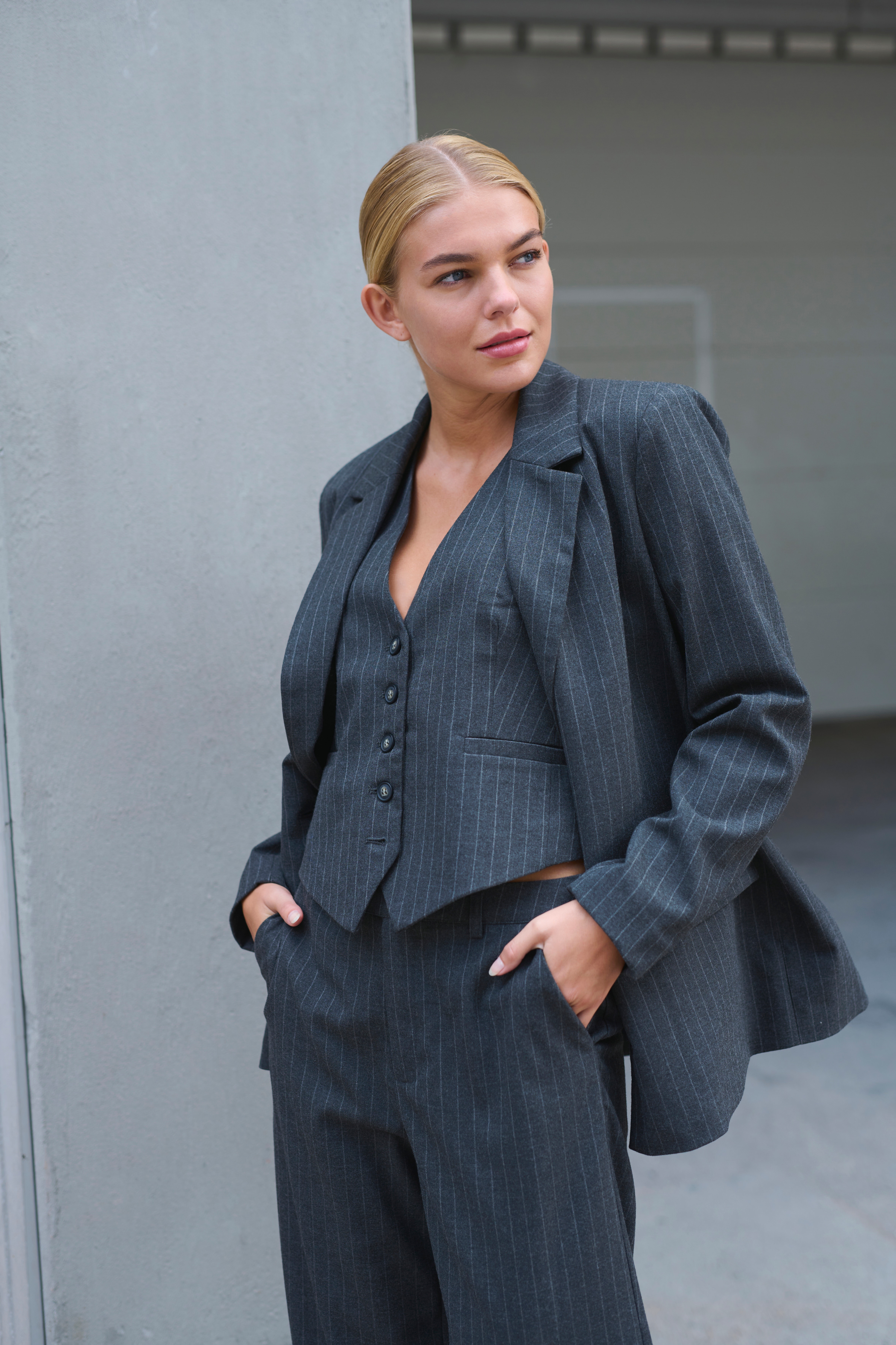 KAtya Blazer LOCATION NONE 10507806-104765