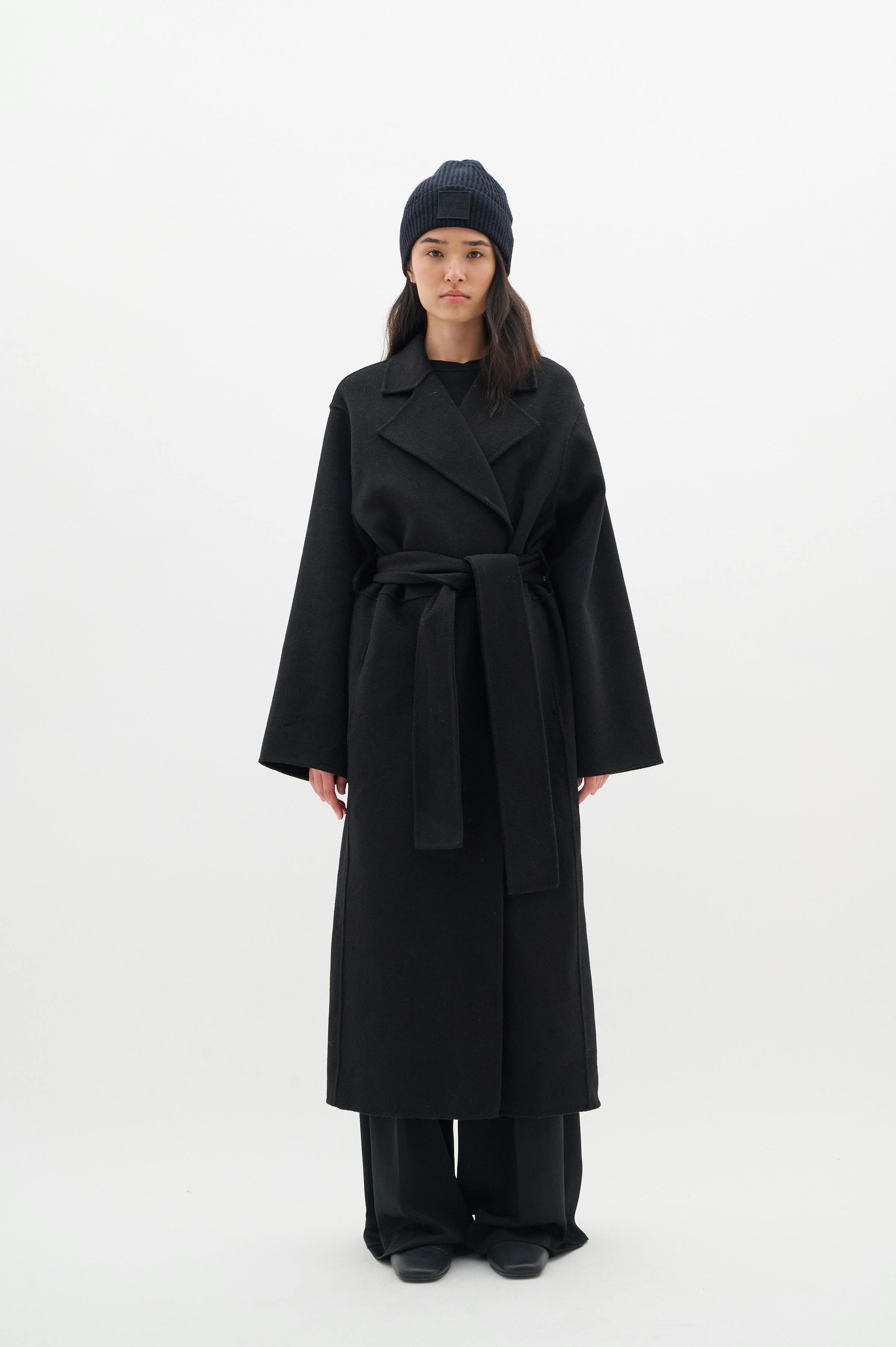 TillaIW Long Coat LOOKBOOK FRONT 30109488-194008