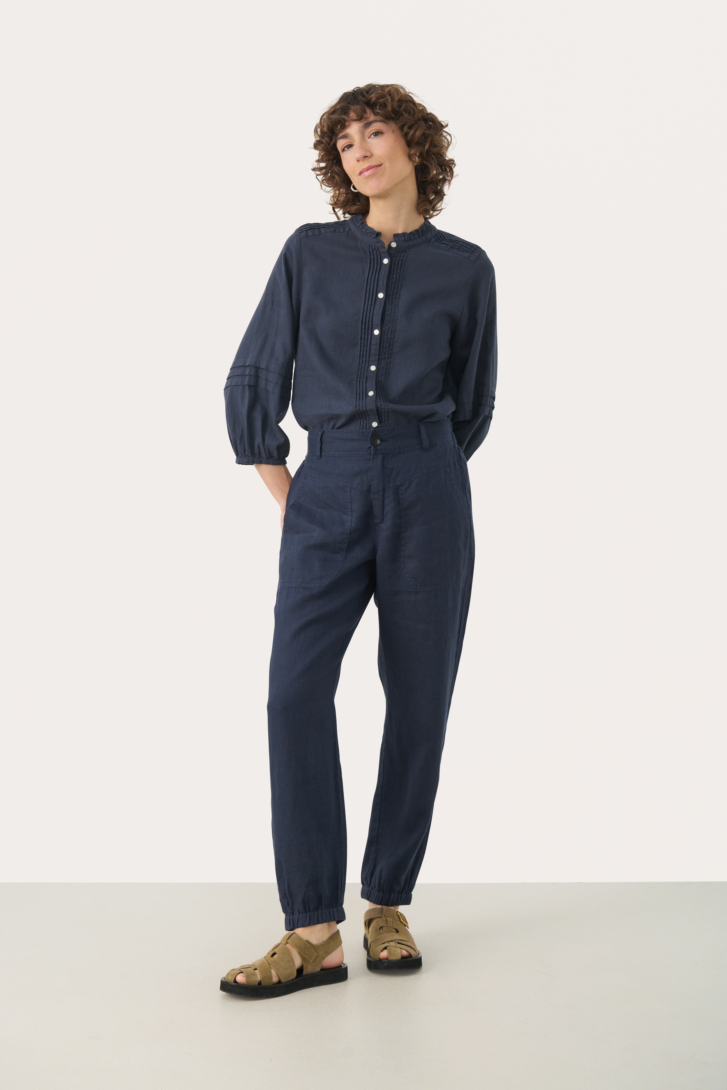 ShenasPW Hose LOOKBOOK FRONT 30309569-194109