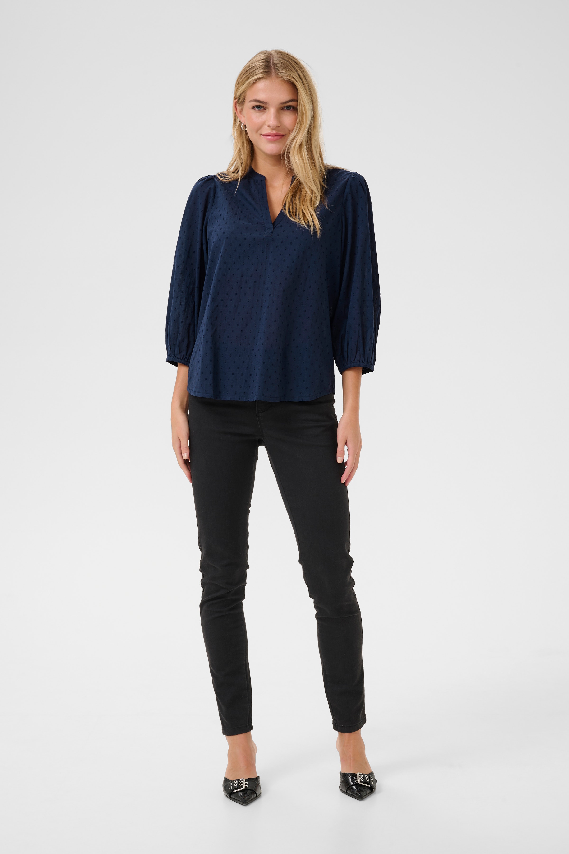 KAsjila Bluse LOOKBOOK FRONT 10510192-194020