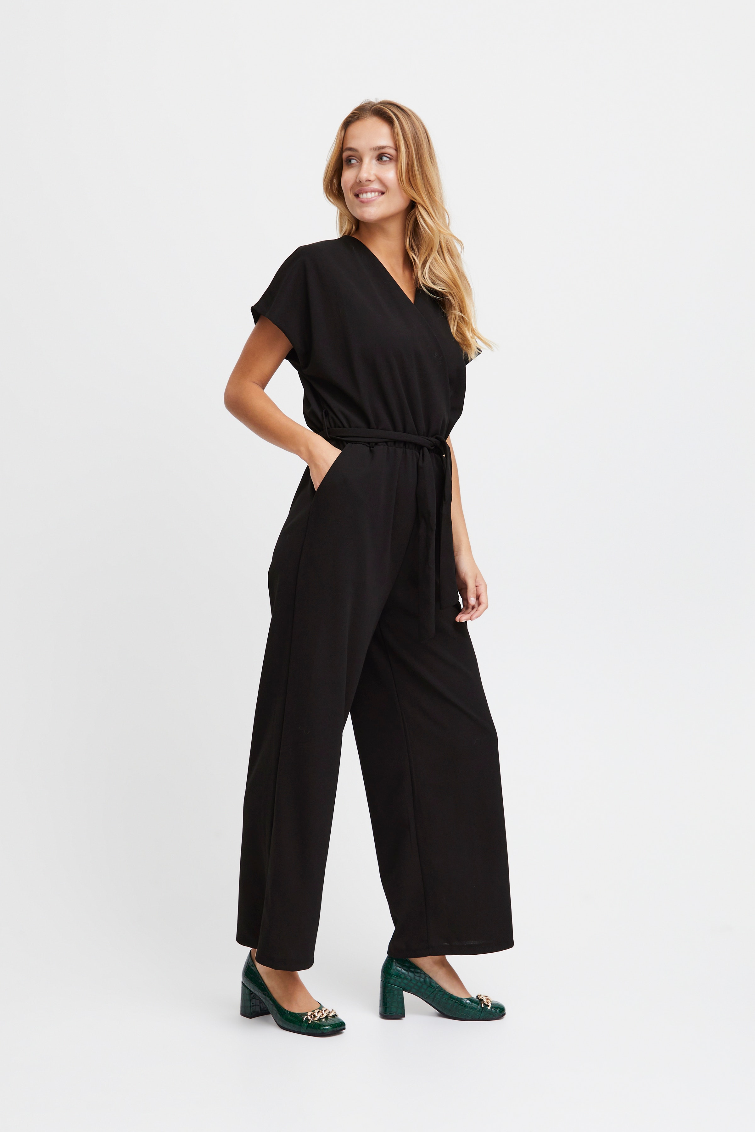 SBEXOTIC Jumpsuit LOOKBOOK FRONT 22100277-202821