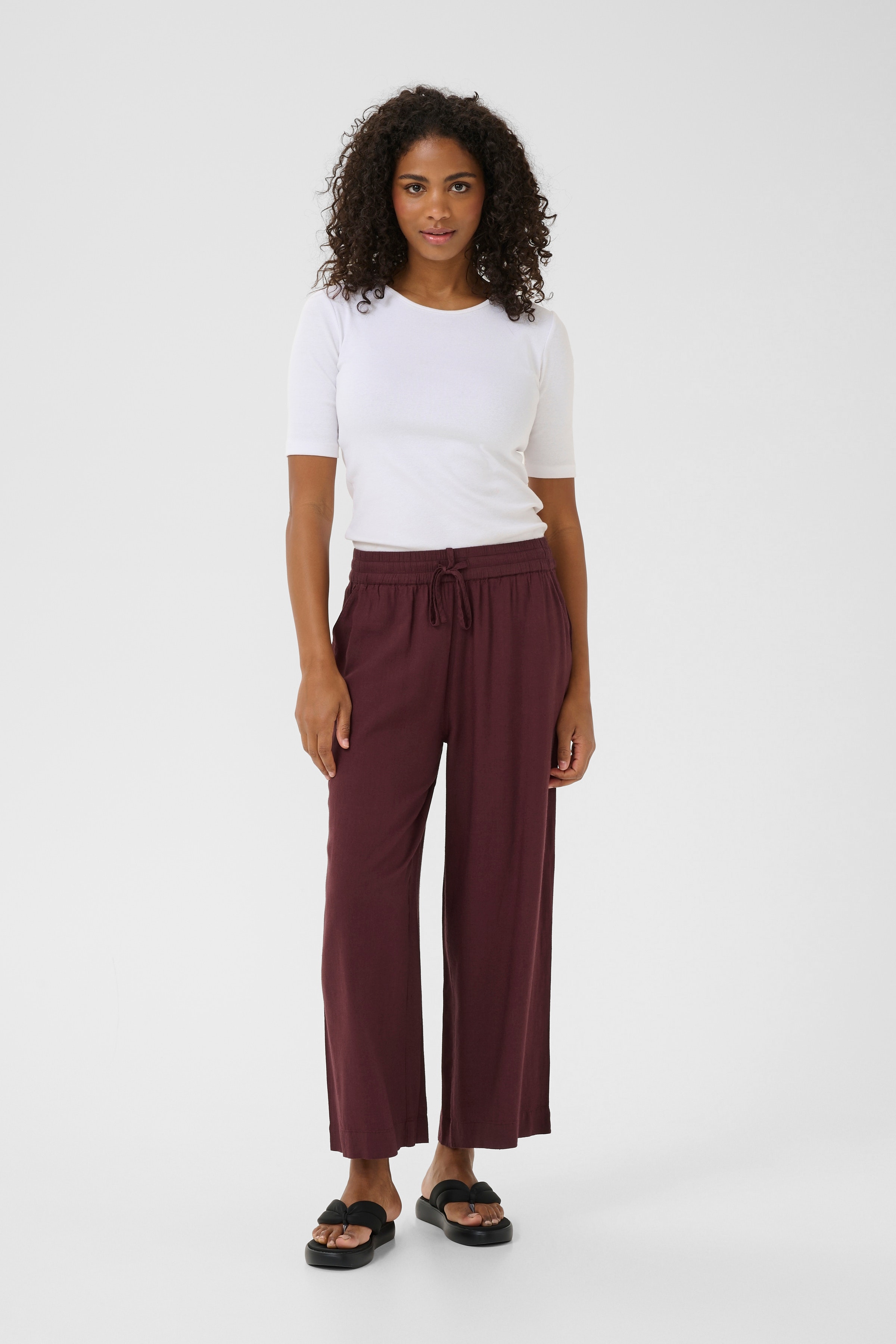 KAmilia Hose LOOKBOOK FRONT 10509666-191619