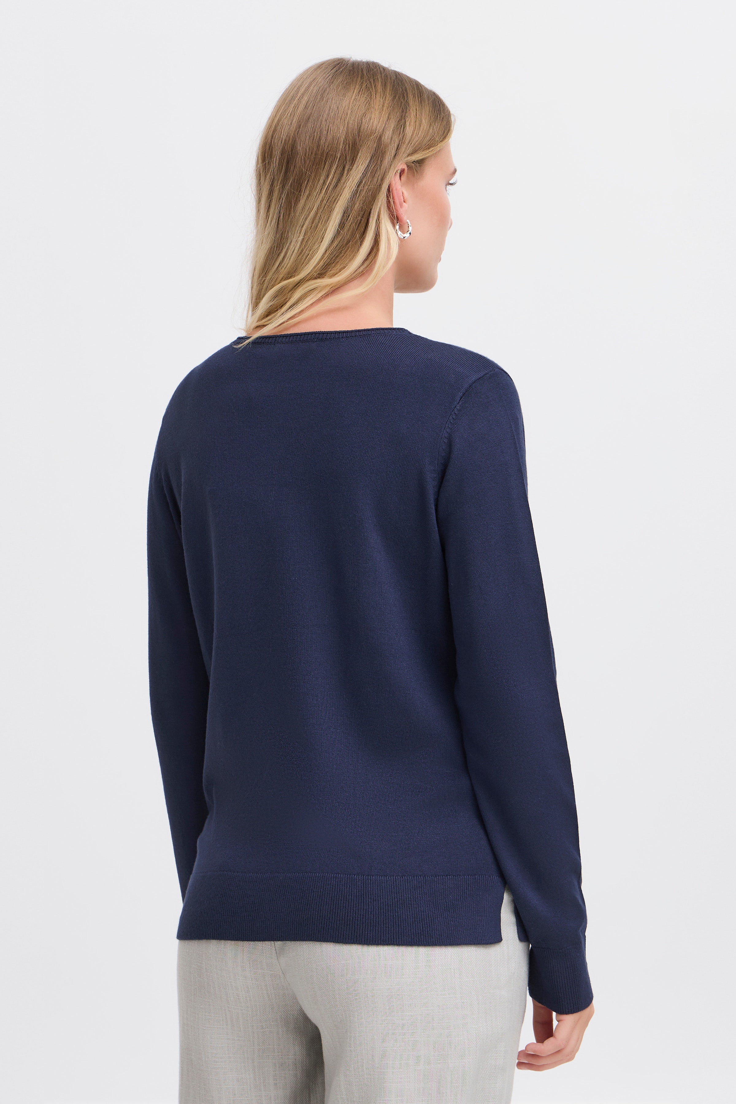 FRCLIA Pullover LOOKBOOK BACK 20615484-193923