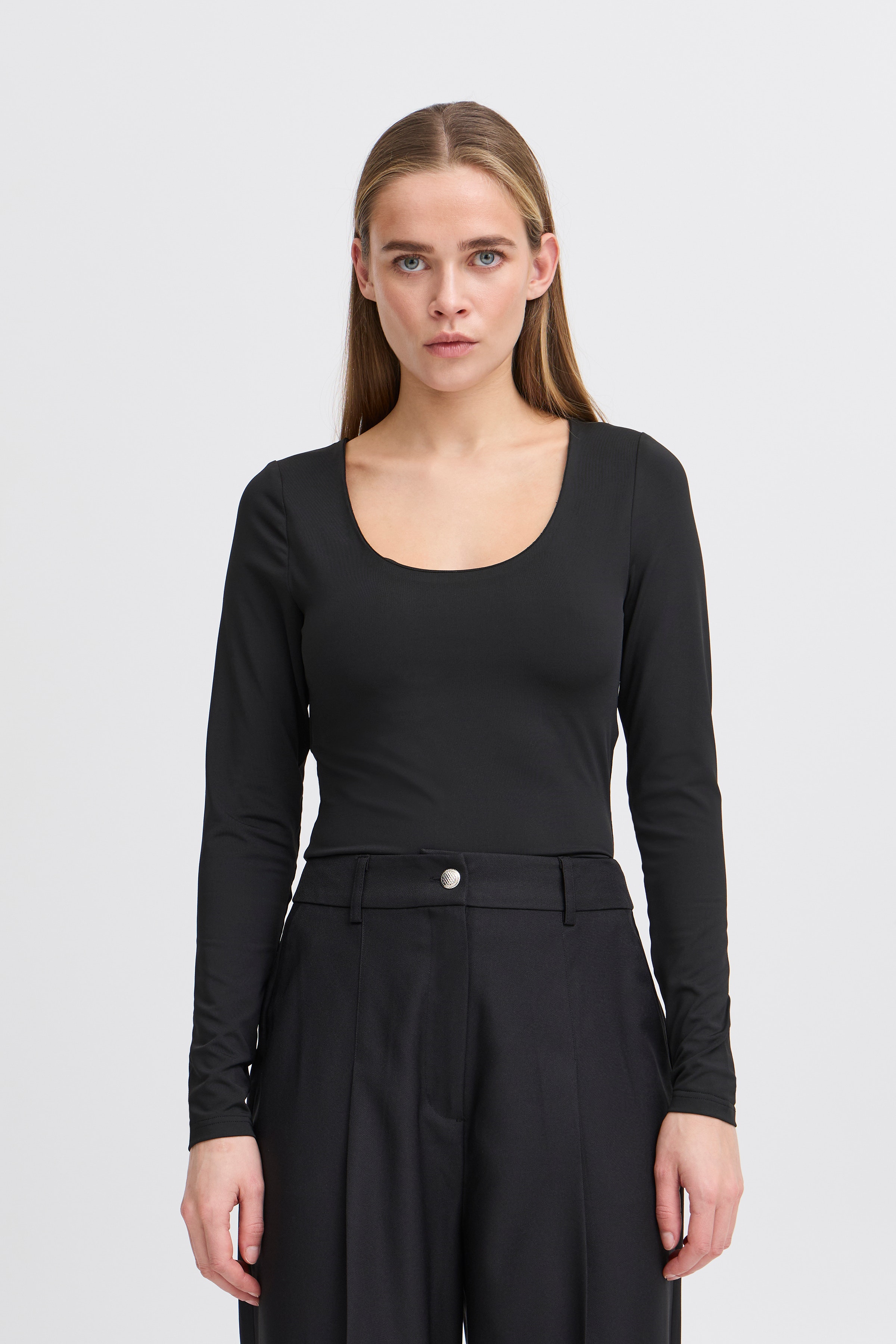 IAGRO Langermet T-shirt LOOKBOOK FRONT 20122722-194008