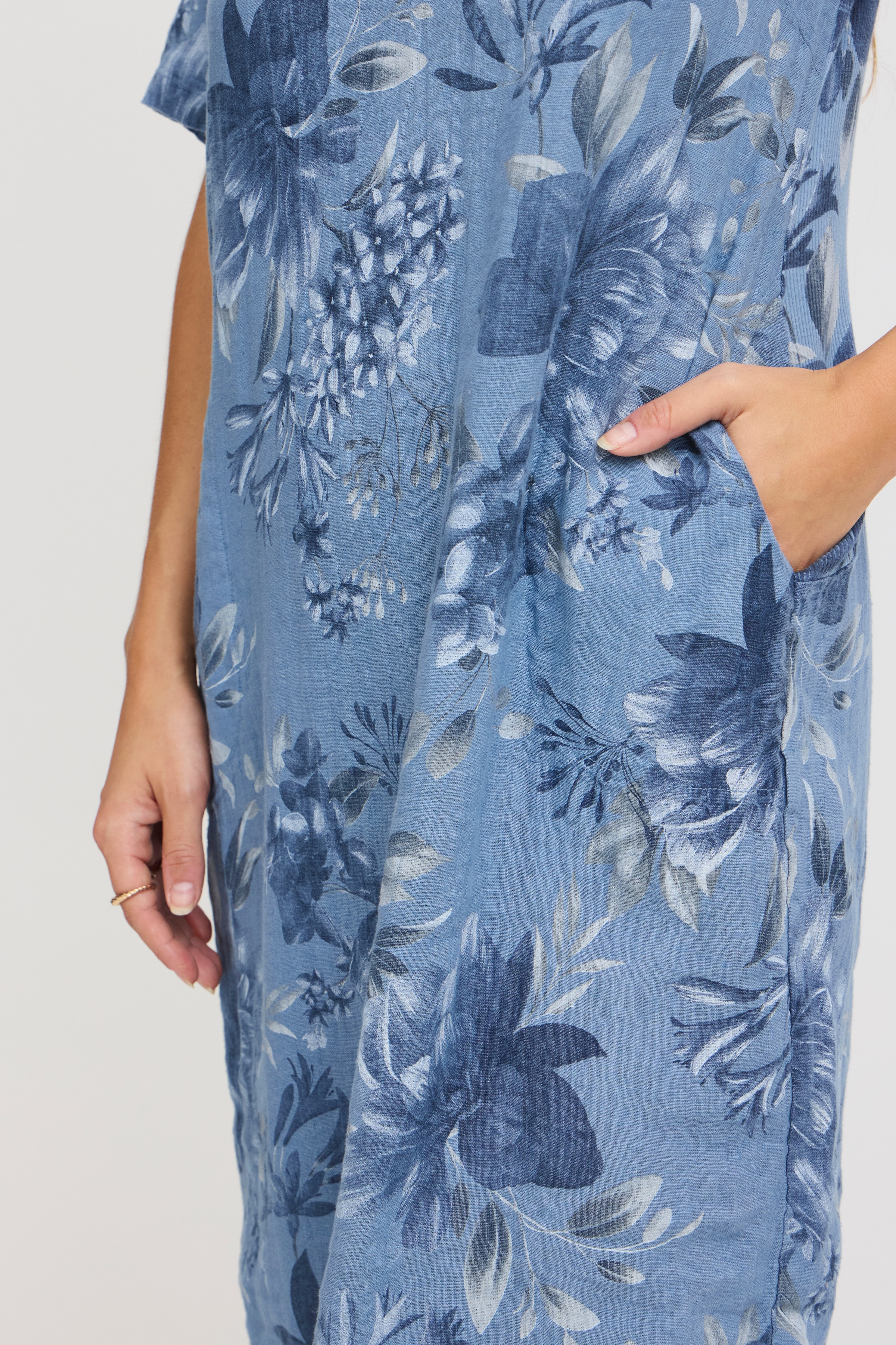 SBTORIA Kjole LOOKBOOK DETAIL 22100663-173912