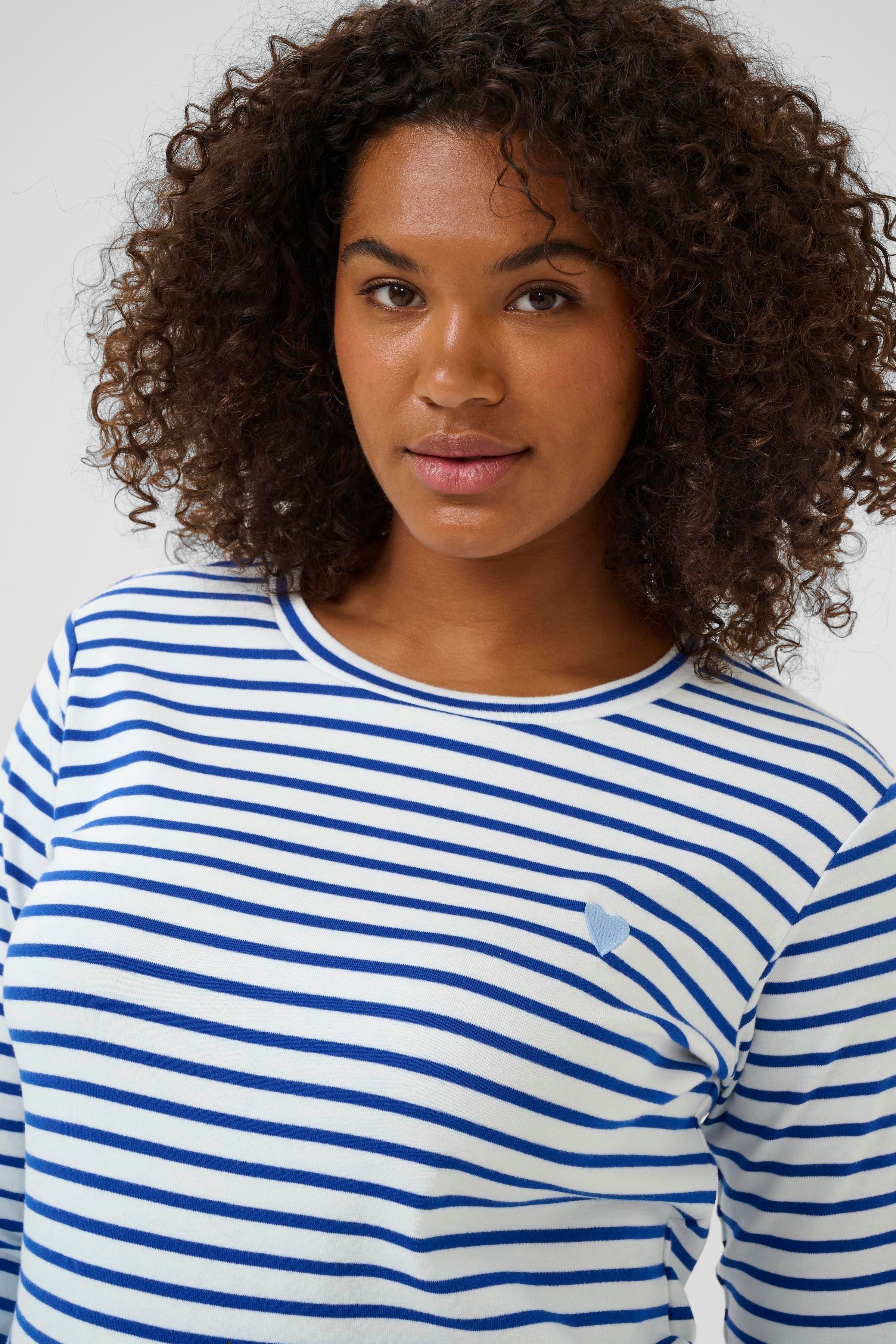 KClia T-shirt LOOKBOOK DETAIL 10580179-108019