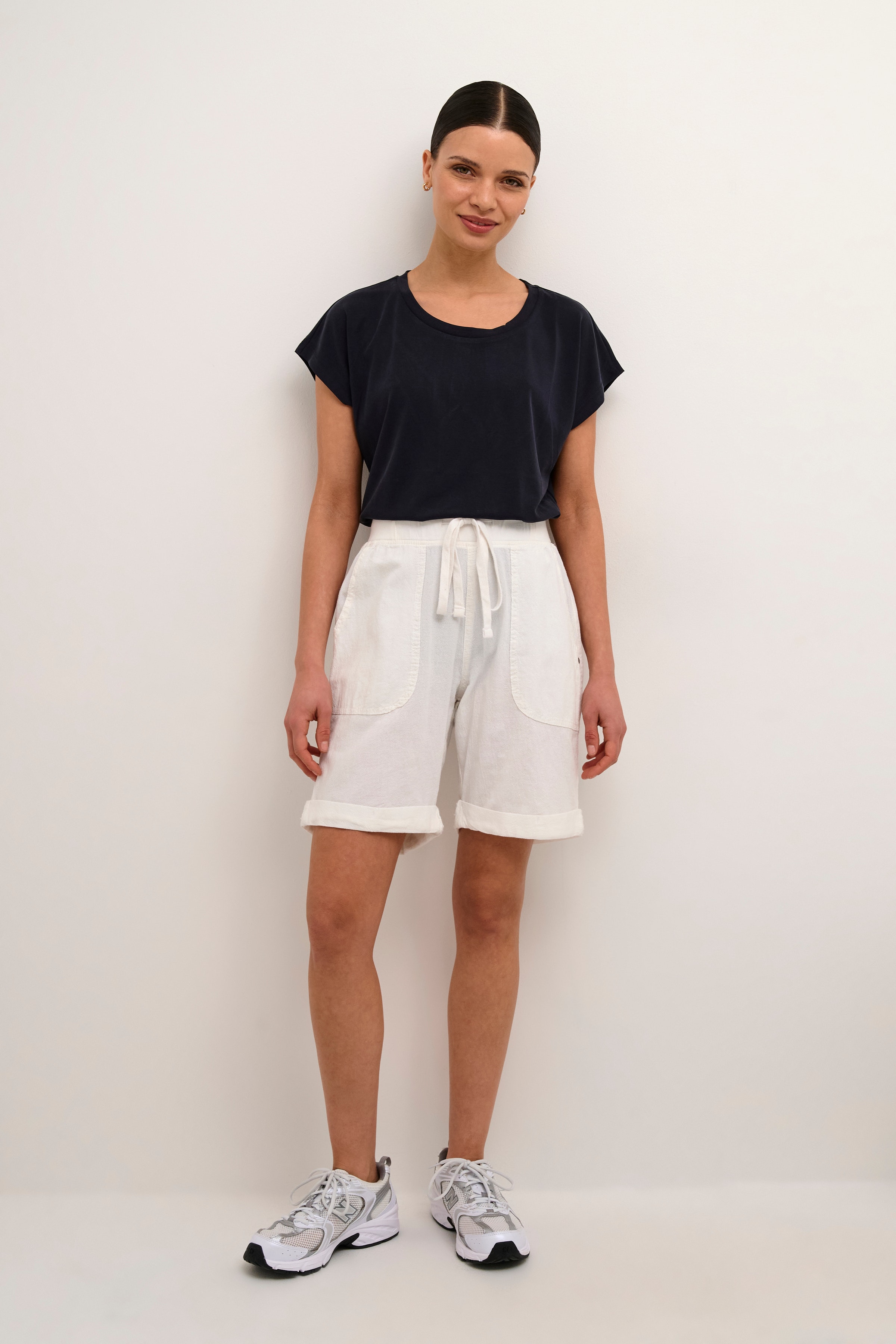 KAnaya Shorts LOOKBOOK FRONT 10504239-110602