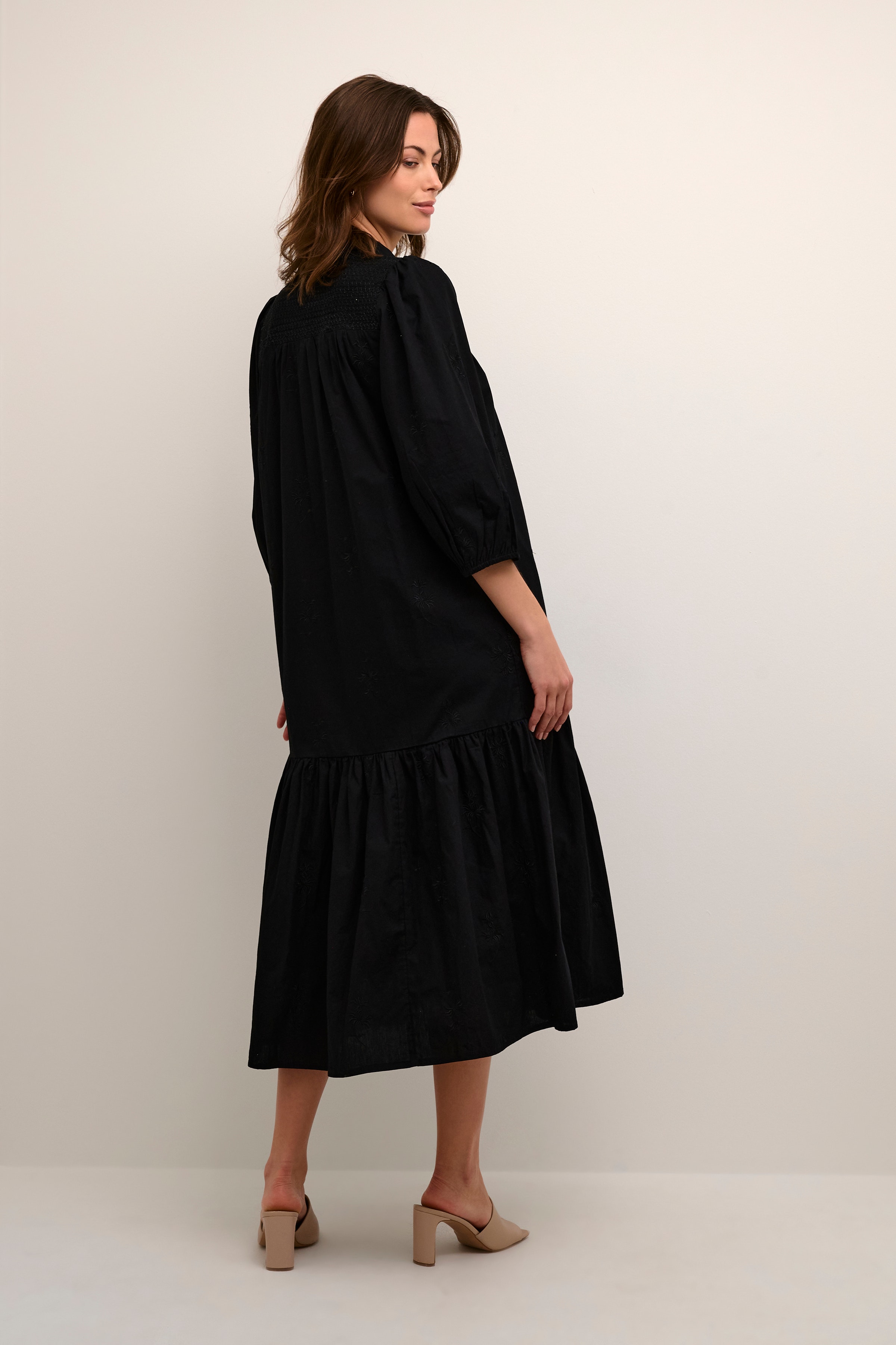 KAtonia Kjole LOOKBOOK FRONT 10507711-100121