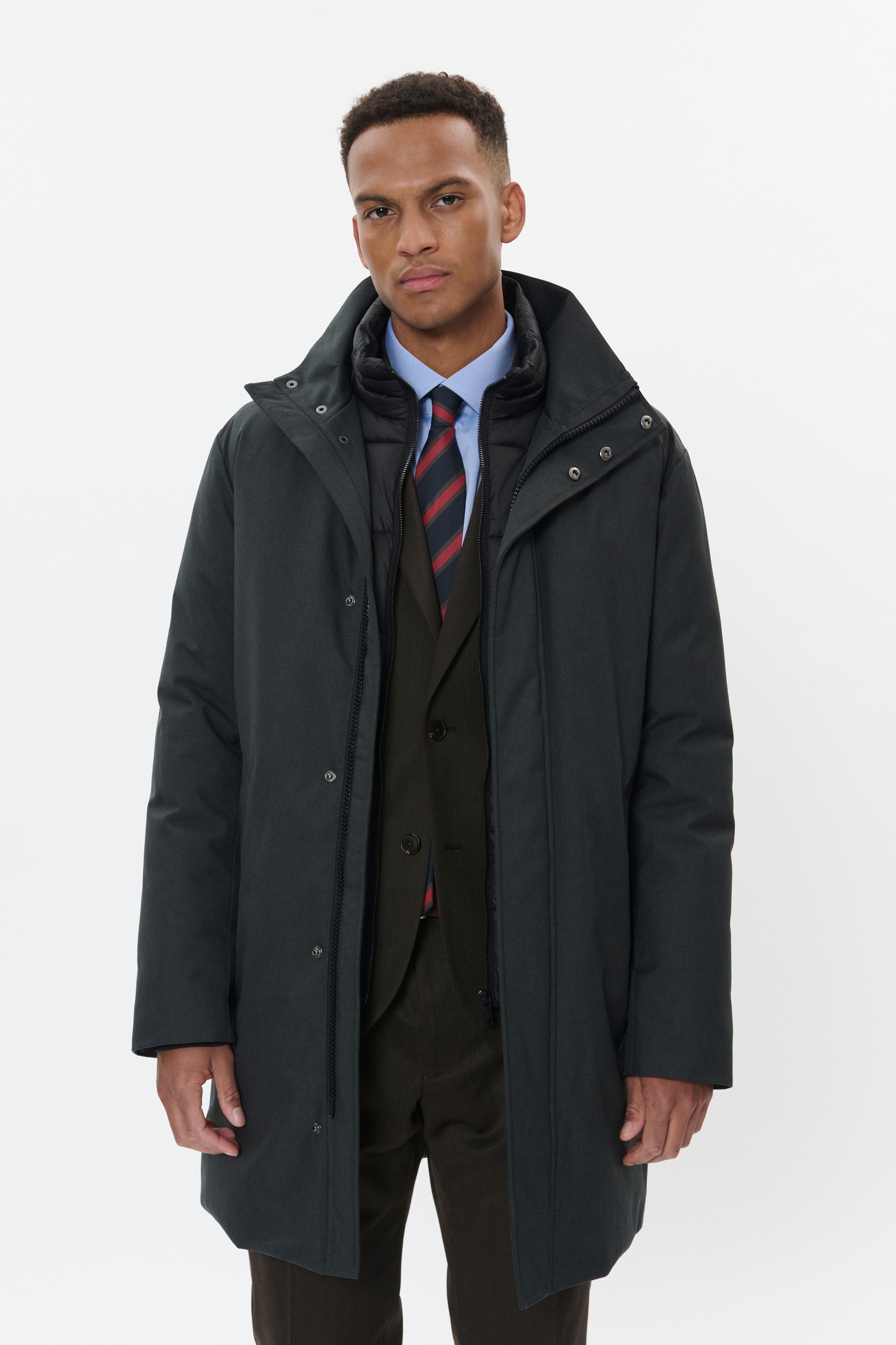 MAharvey Mantel LOOKBOOK FRONT 30208145-300270