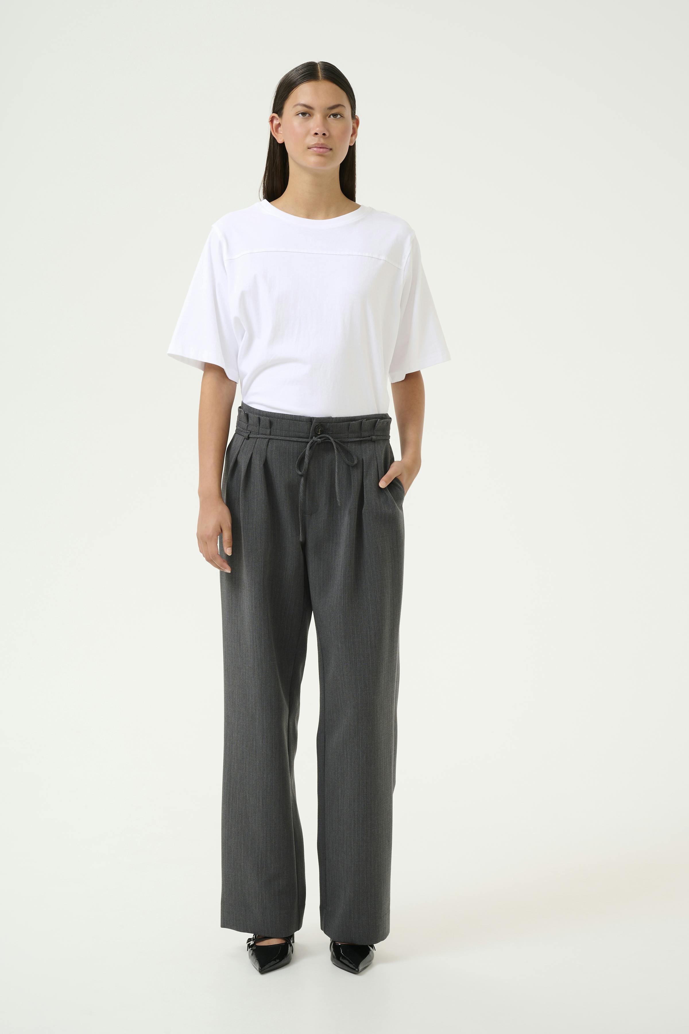 KBRo Trousers LOOKBOOK FRONT 10105154-105059