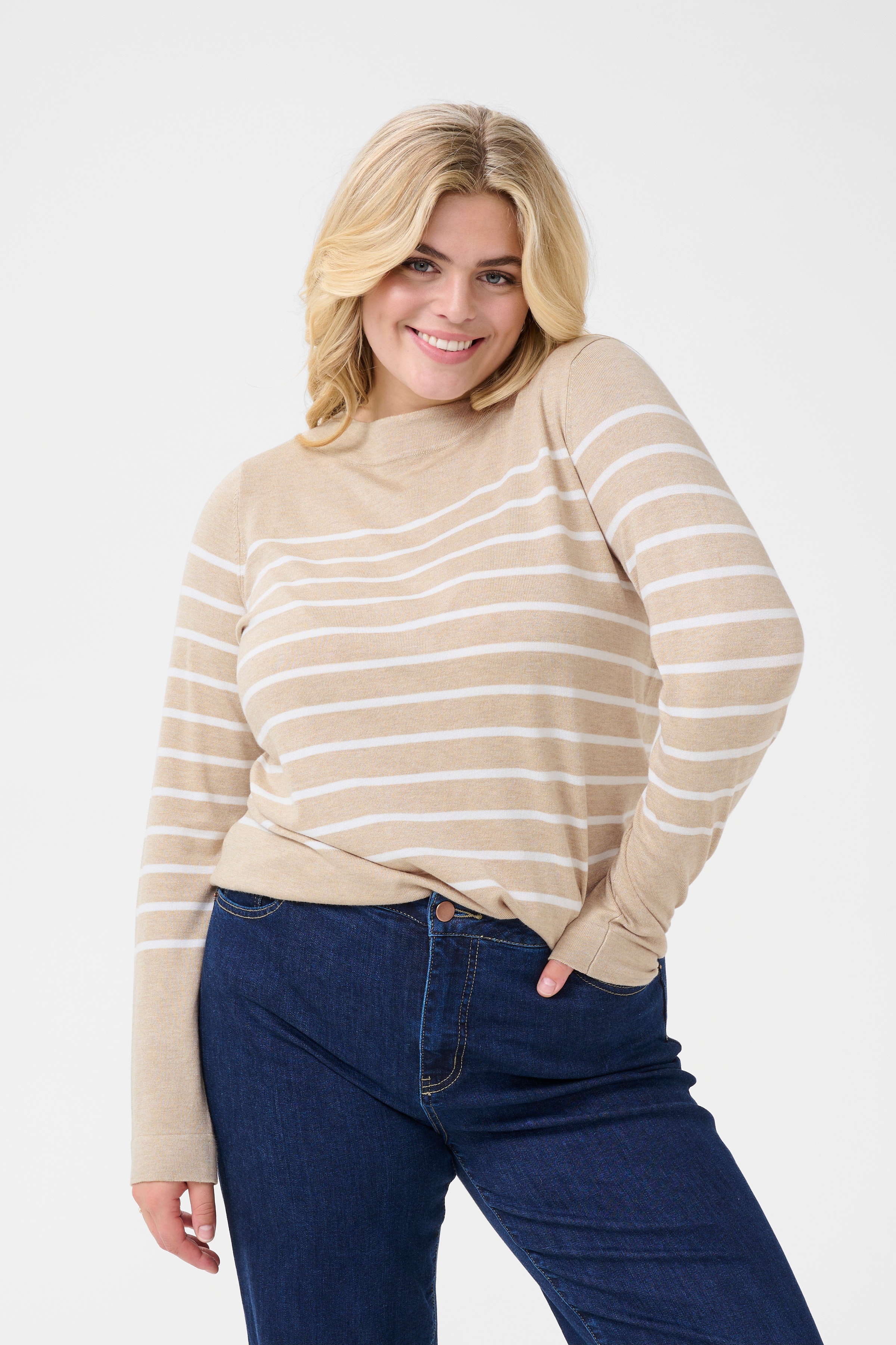 KClizzy Pullover LOOKBOOK FRONT 10583488-107844
