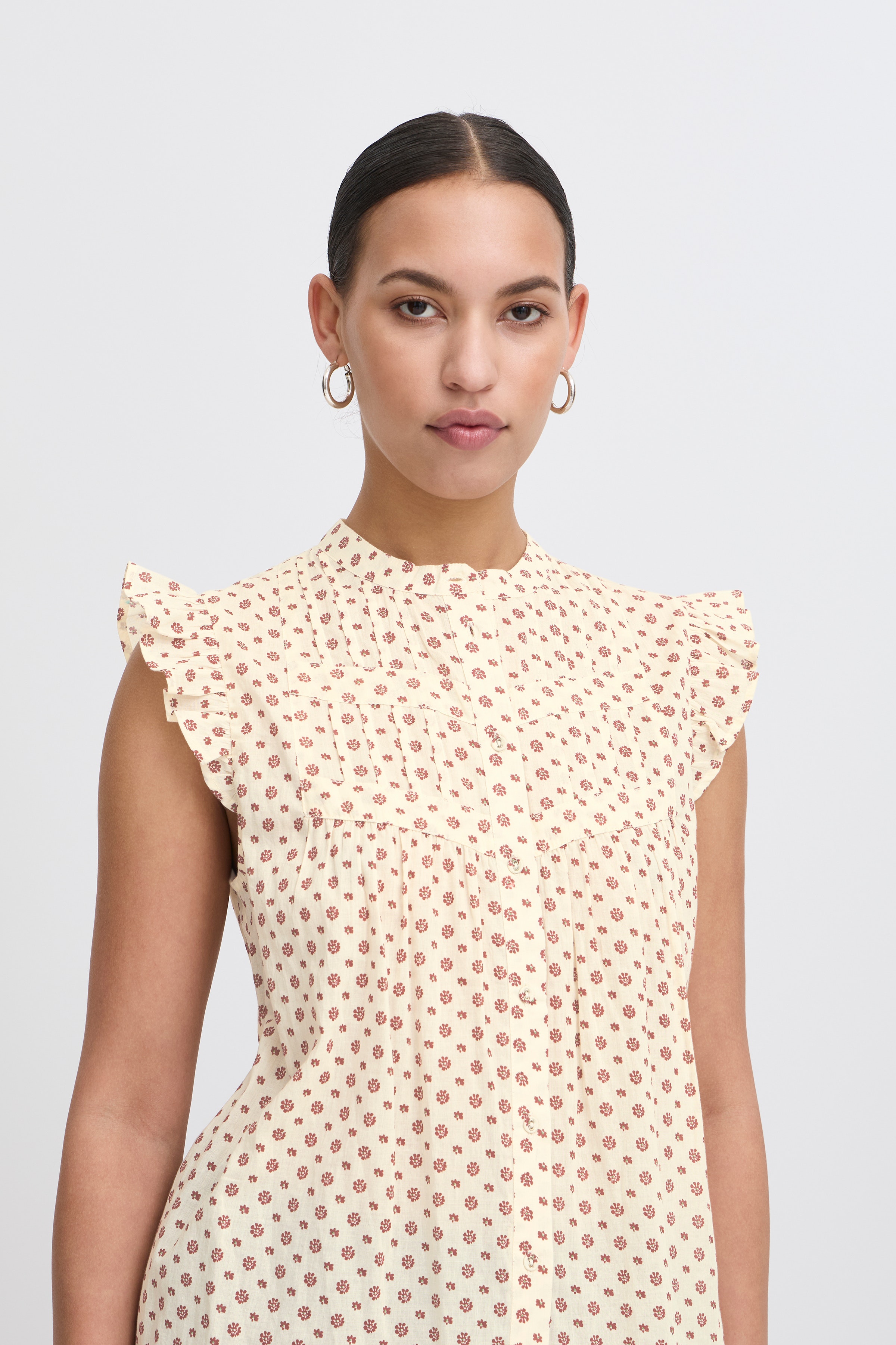 IHURSULA Skjorte LOOKBOOK DETAIL 20123304-204602